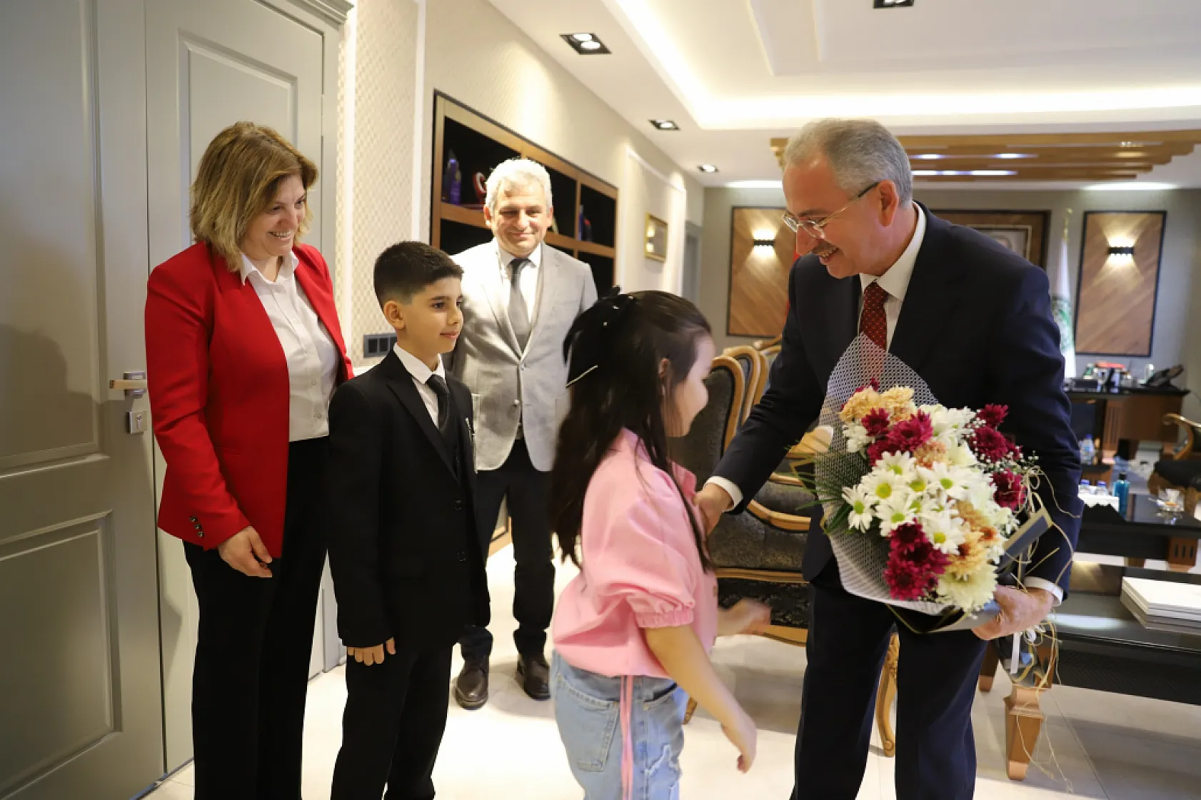 Çarşamba'nın yeni başkanları görevi devraldı