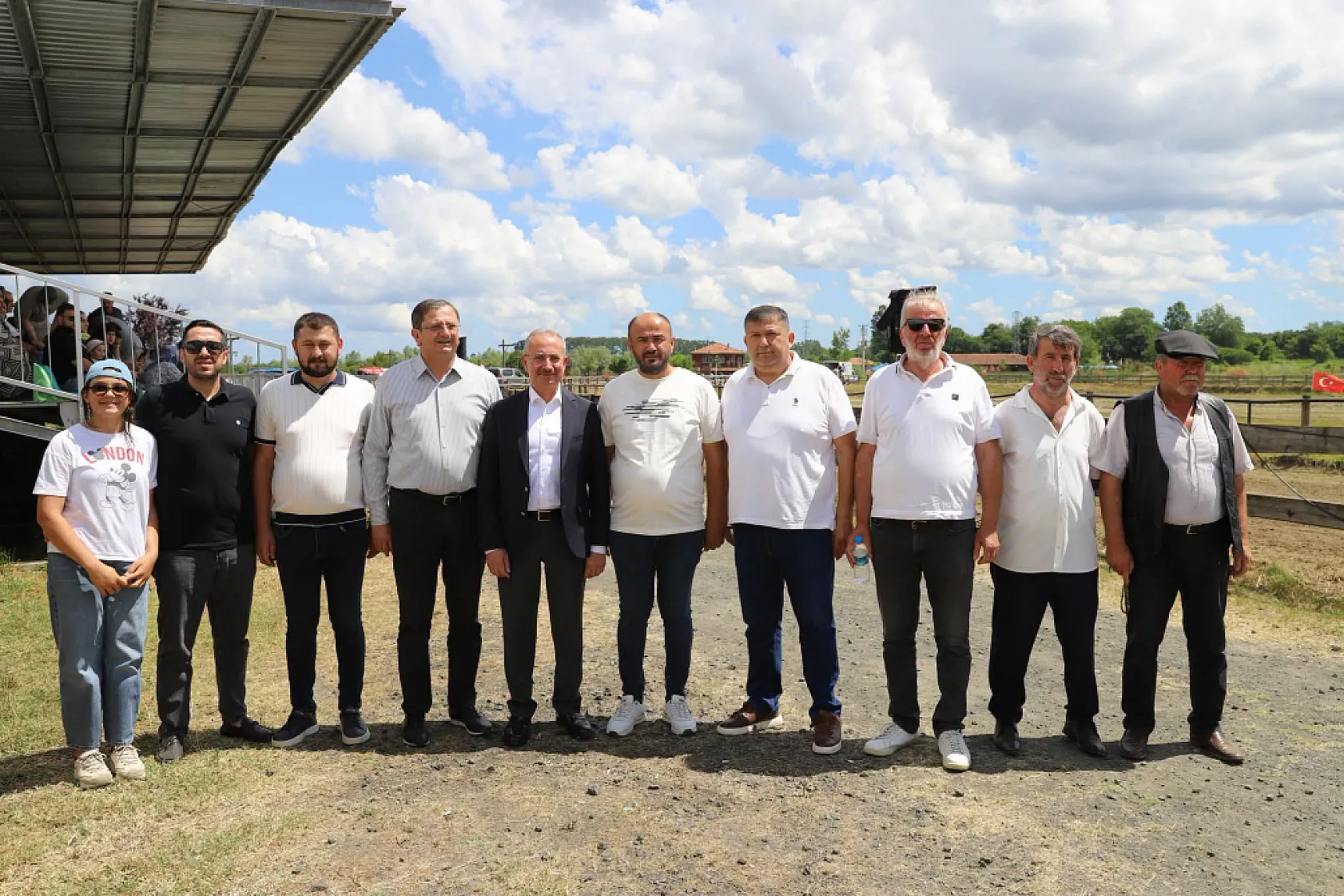 Samsun Çarşamba'da 63 at 7 kategoride kıyasıya yarıştı