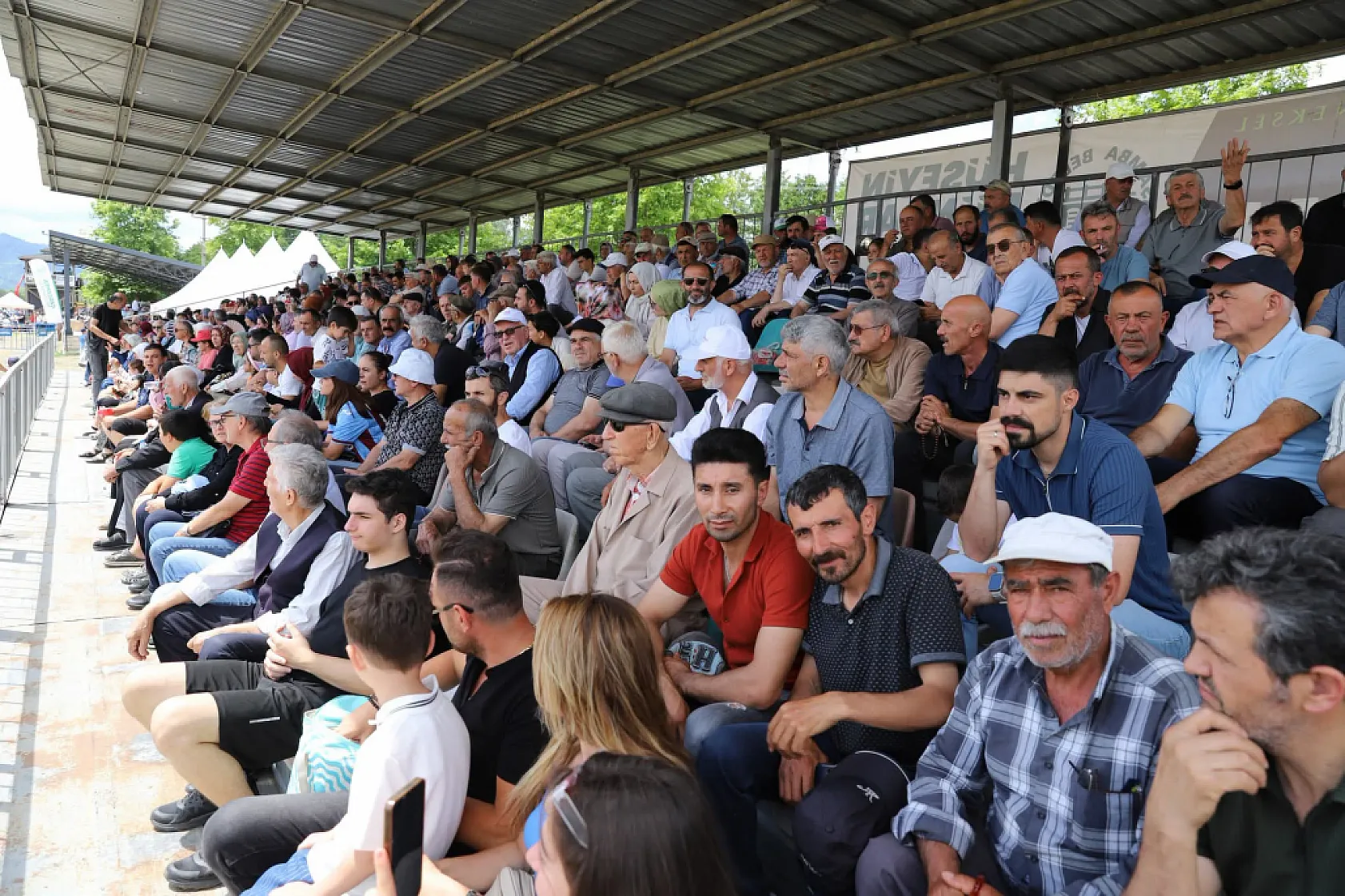 Samsun Çarşamba'da 63 at 7 kategoride kıyasıya yarıştı