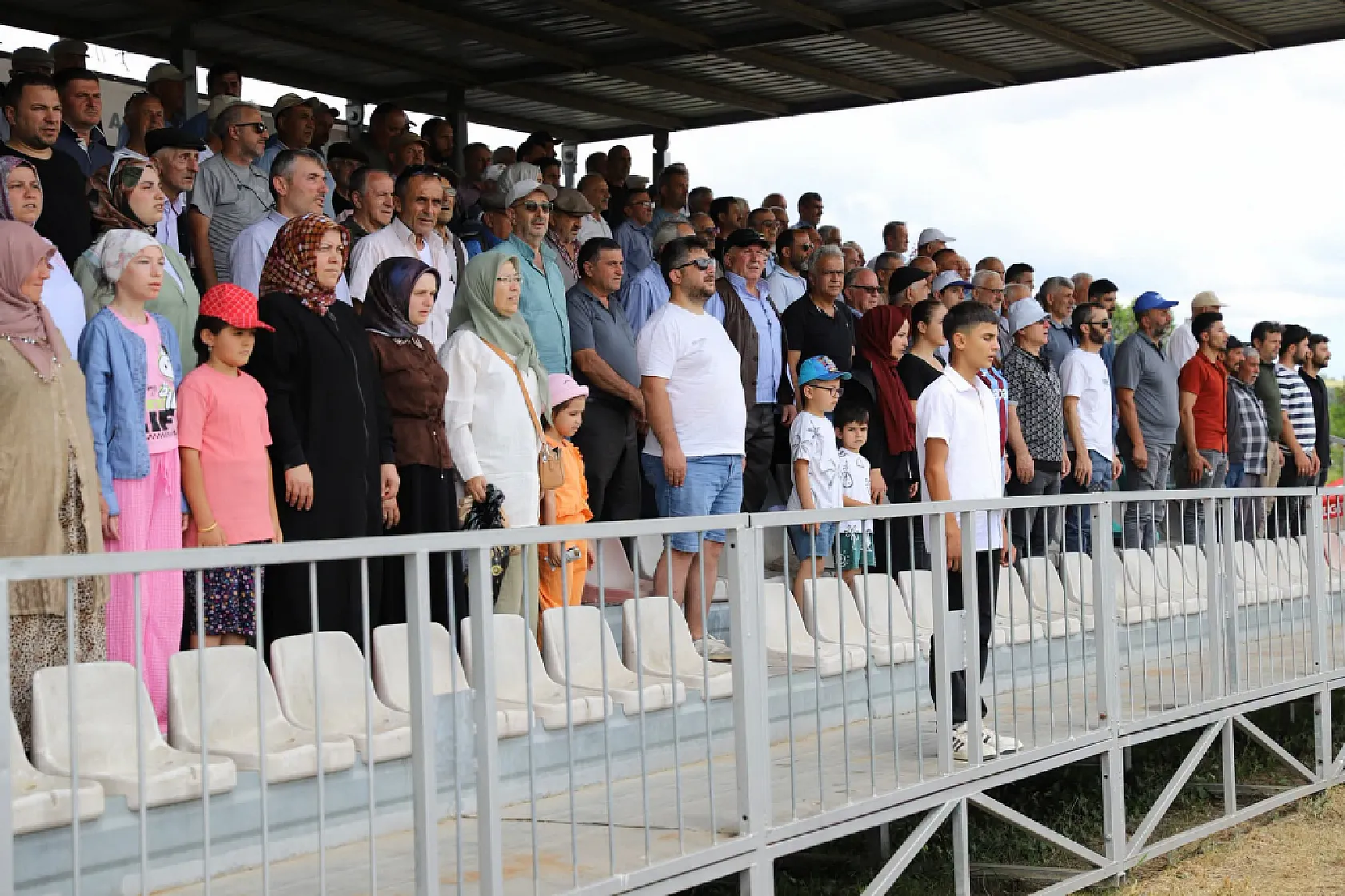 Samsun Çarşamba'da 63 at 7 kategoride kıyasıya yarıştı