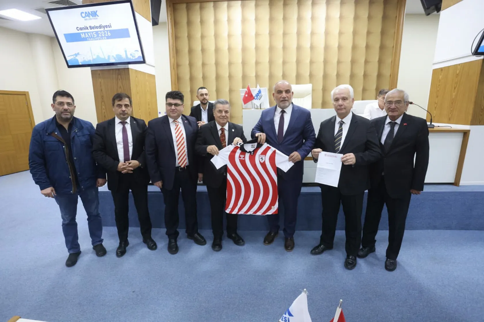 Başkan Sandıkçı: 'Belediyemiz öz kaynaklarıyla yeni projelere imza atıyoruz'