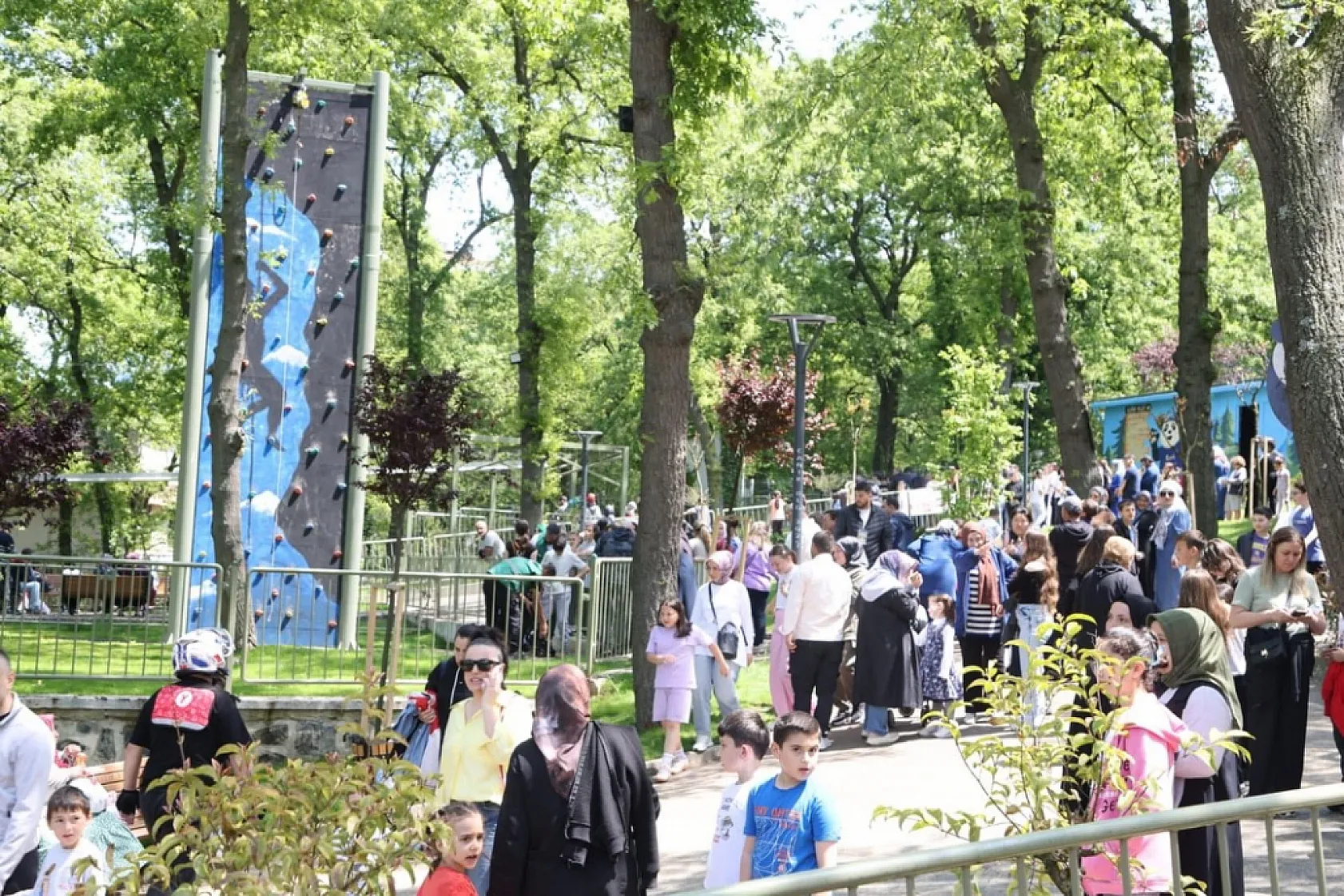 Canik Macera Parkı'ndan muhteşem başlangıç: İlk günden 10 bini aşkın ziyaretçiyle rekor!