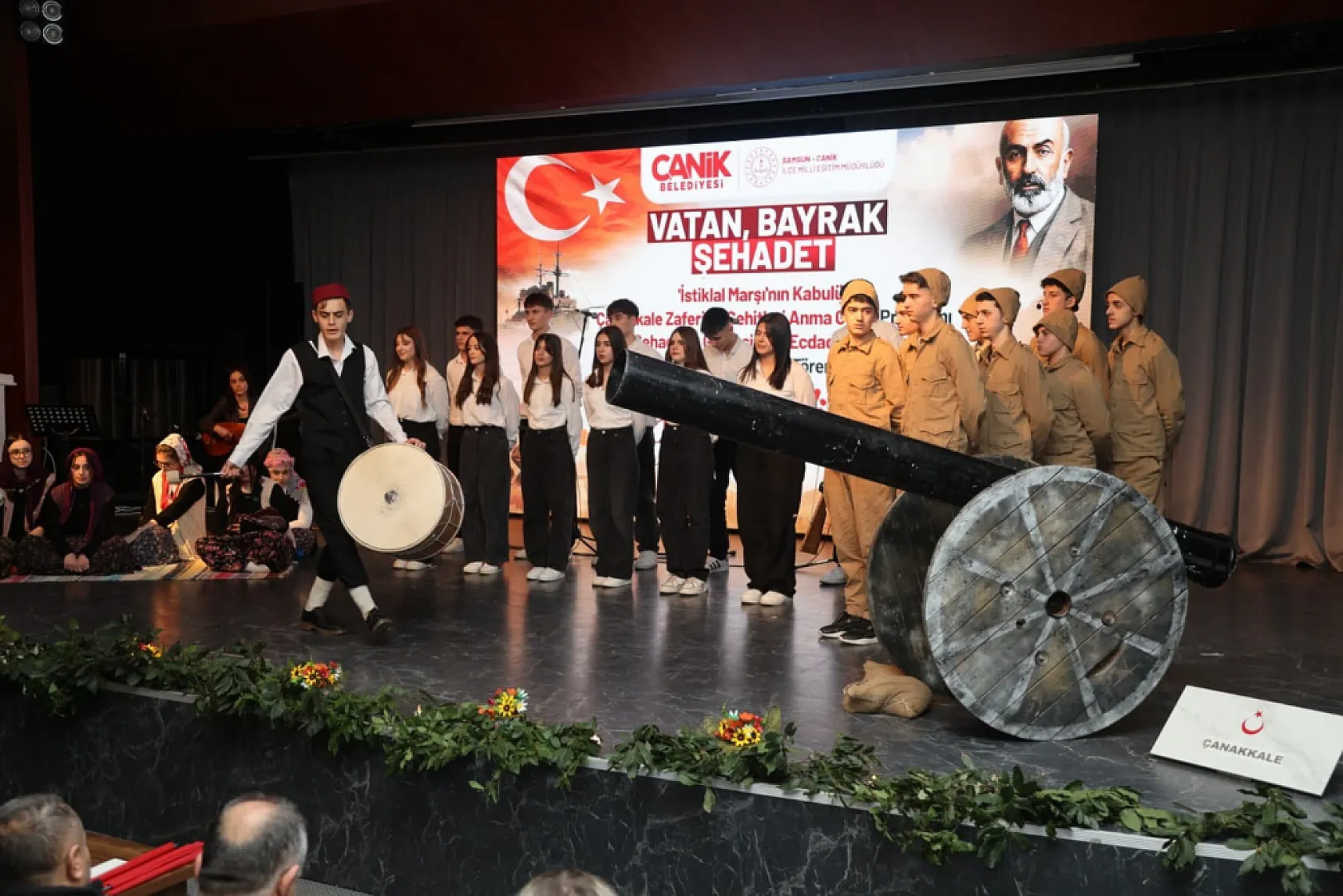 Canik'te 'Vatan, Bayrak, Şehadet' Coşkusu: Çanakkale Ruhu Yaşatıldı