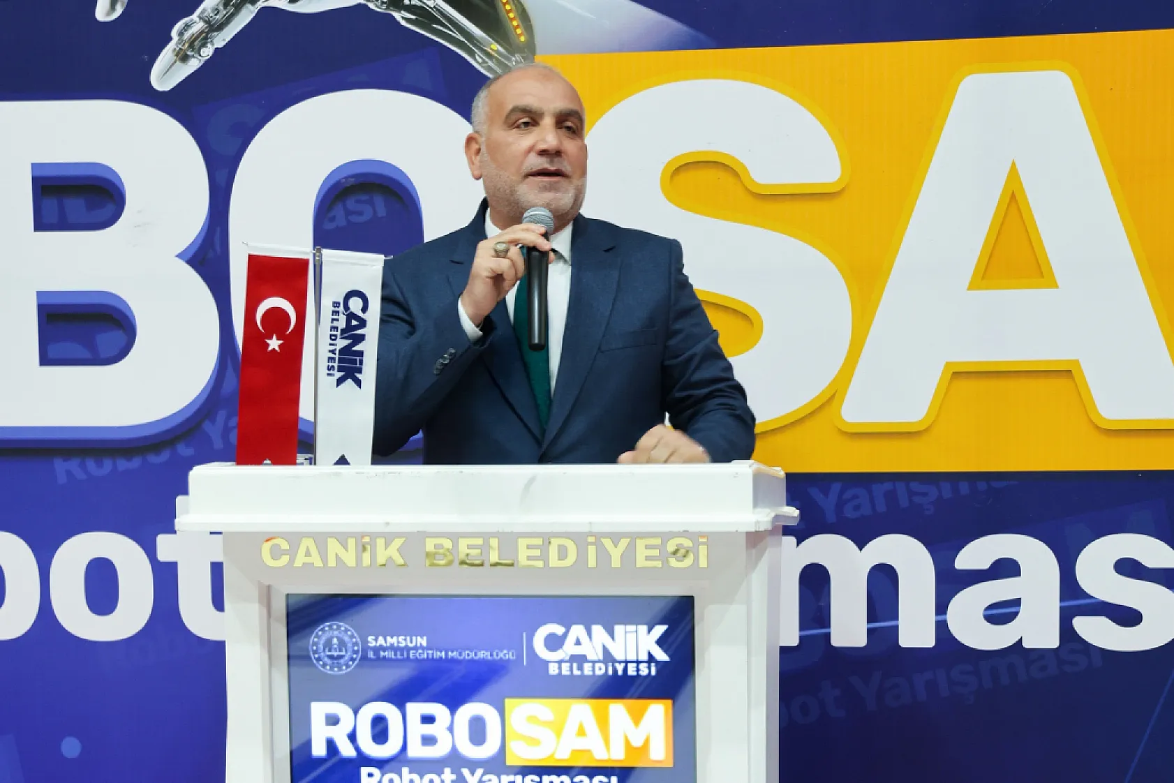 Canik'te robot heyecanı: Gençler projelerini ilk kez sahneye çıkaracak