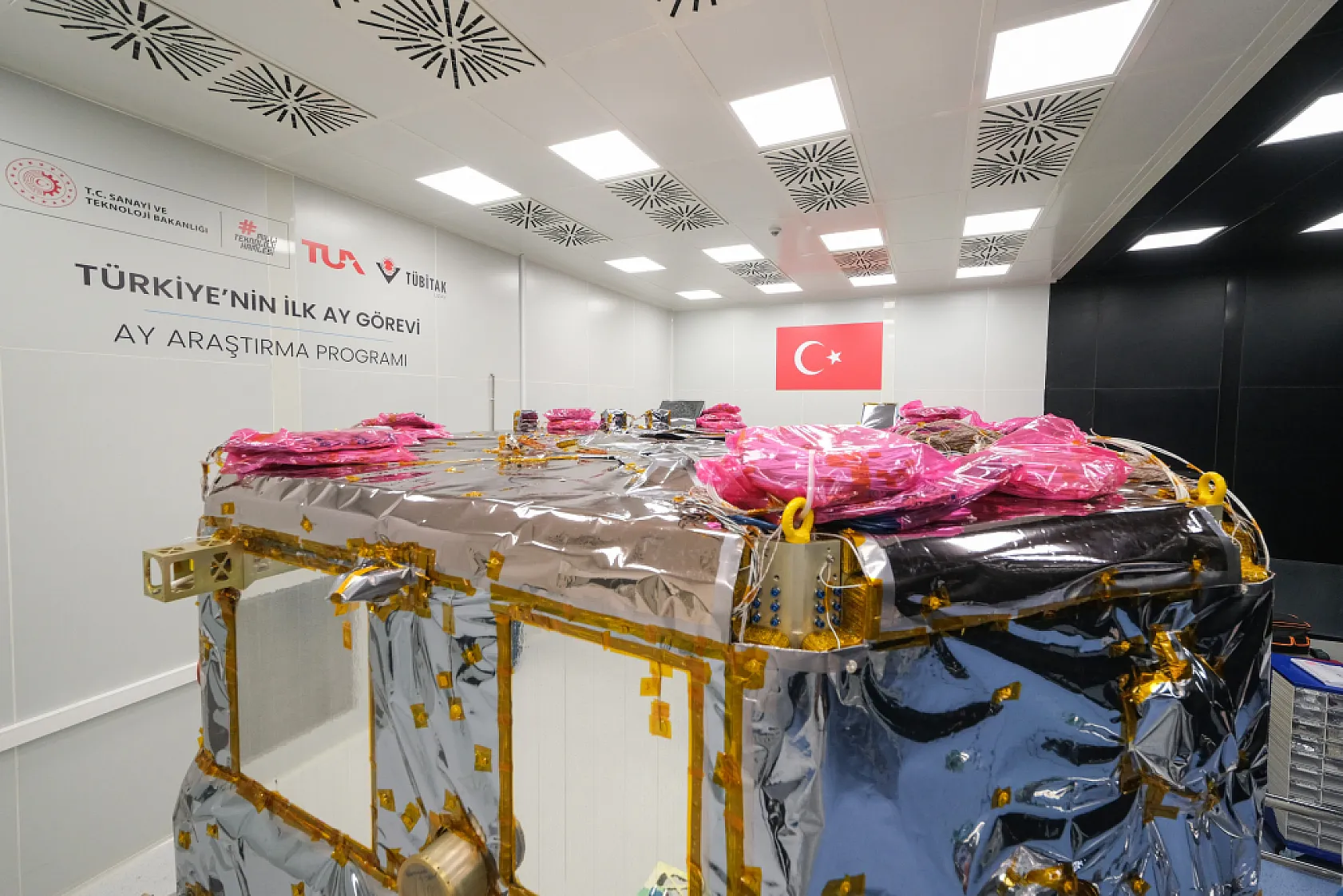 Türkiye'nin ilk Ay uzay aracında kritik aşama tamamlandı