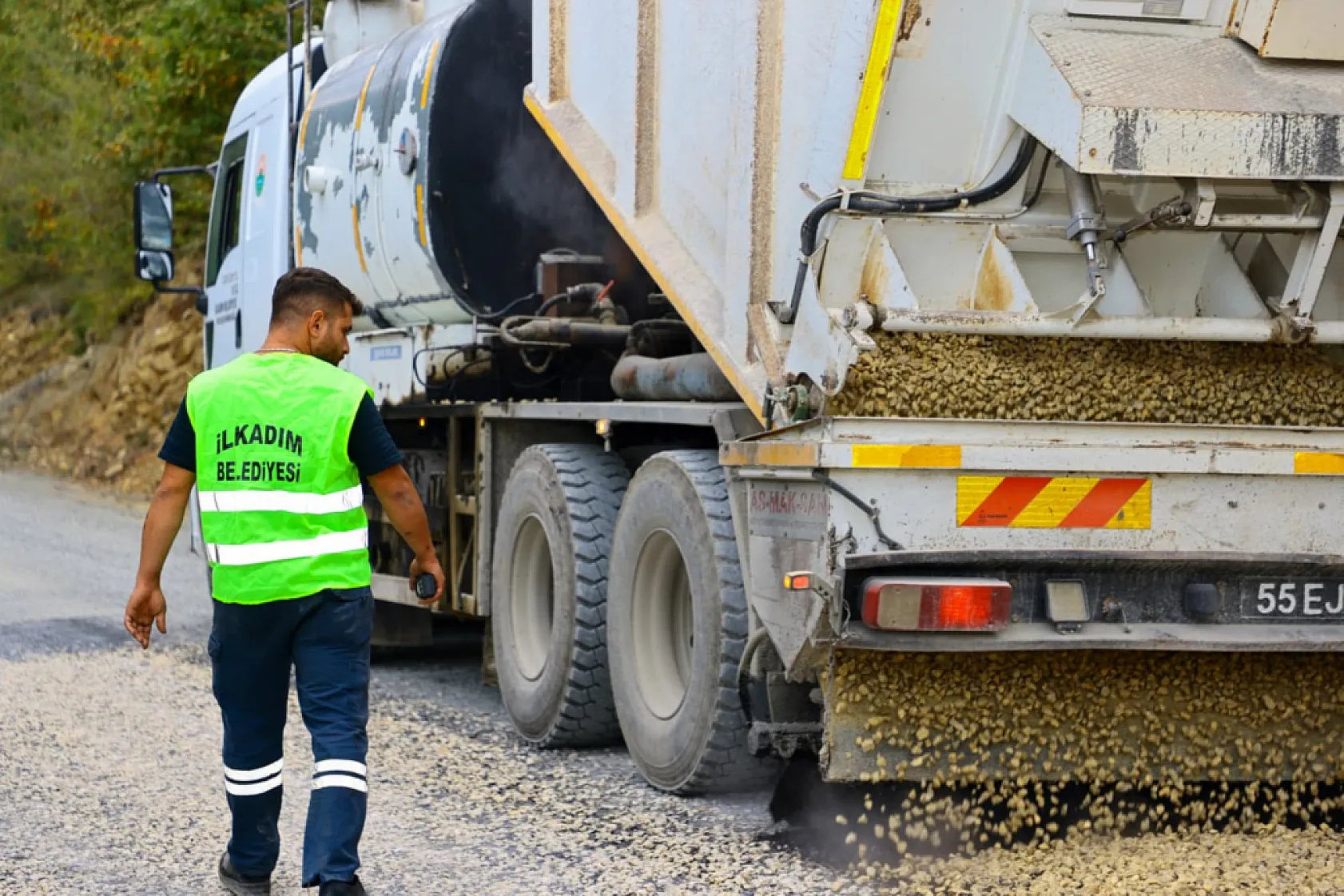 İlkadım'ın kırsalında 71 kilometrelik yol çalışması