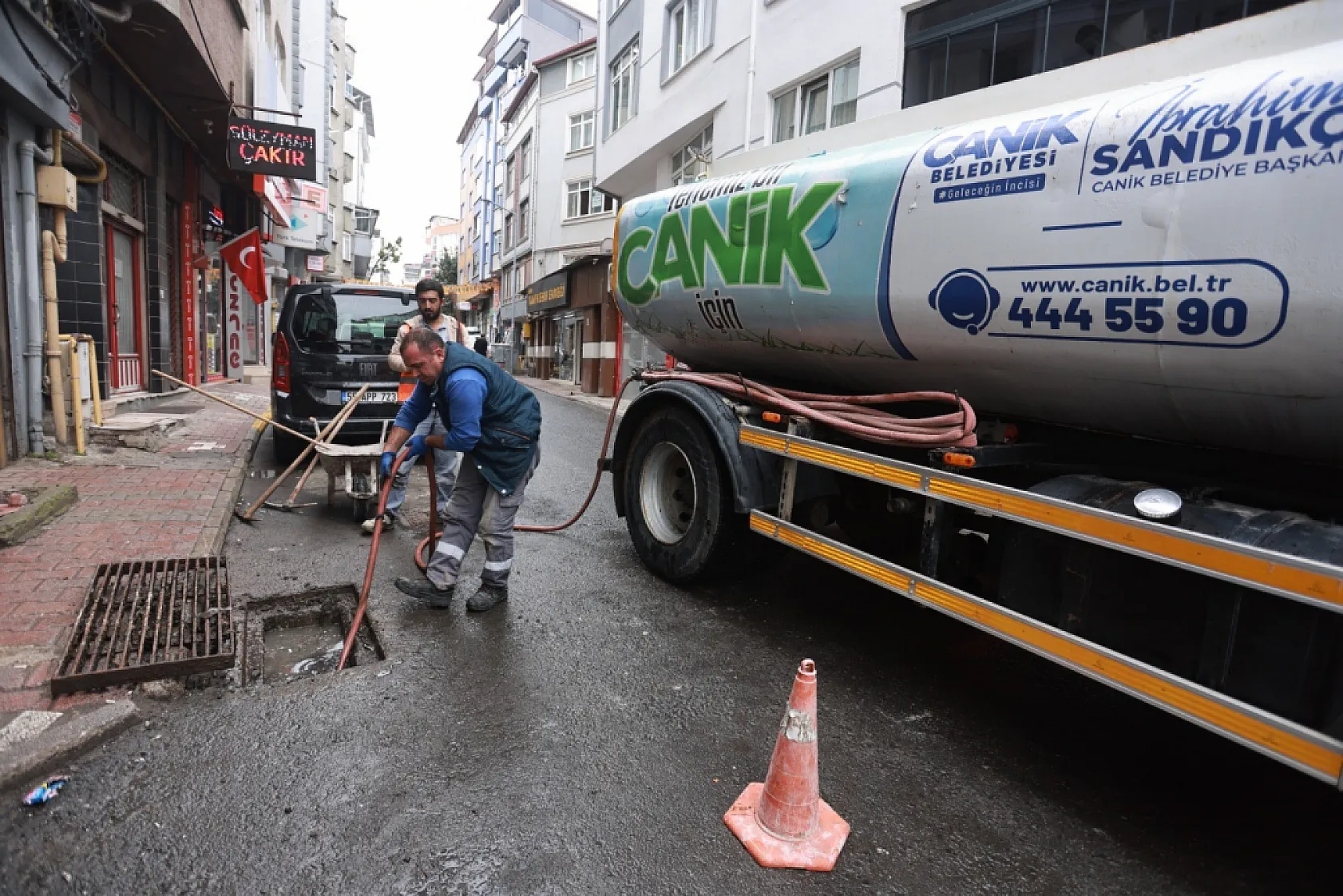 Canik'te sağanak önlemi: Ekipler sahada