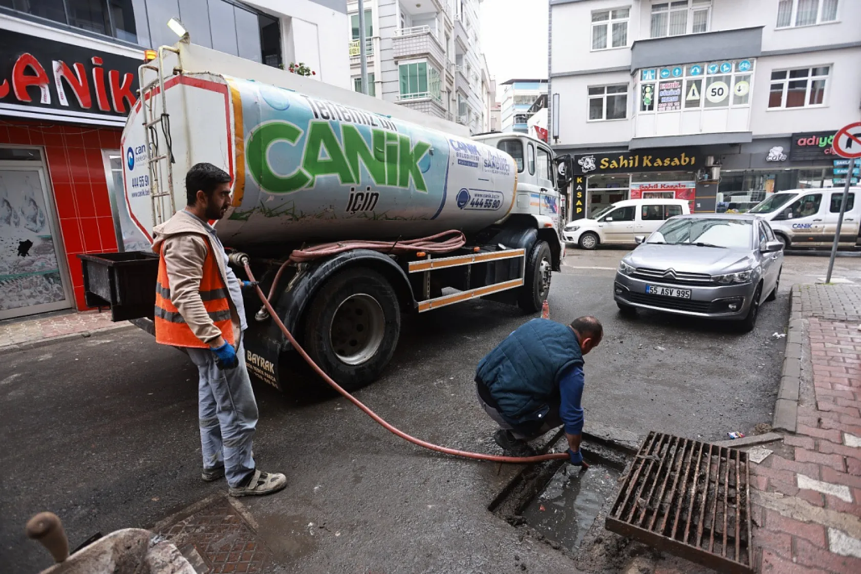 Canik'te sağanak önlemi: Ekipler sahada