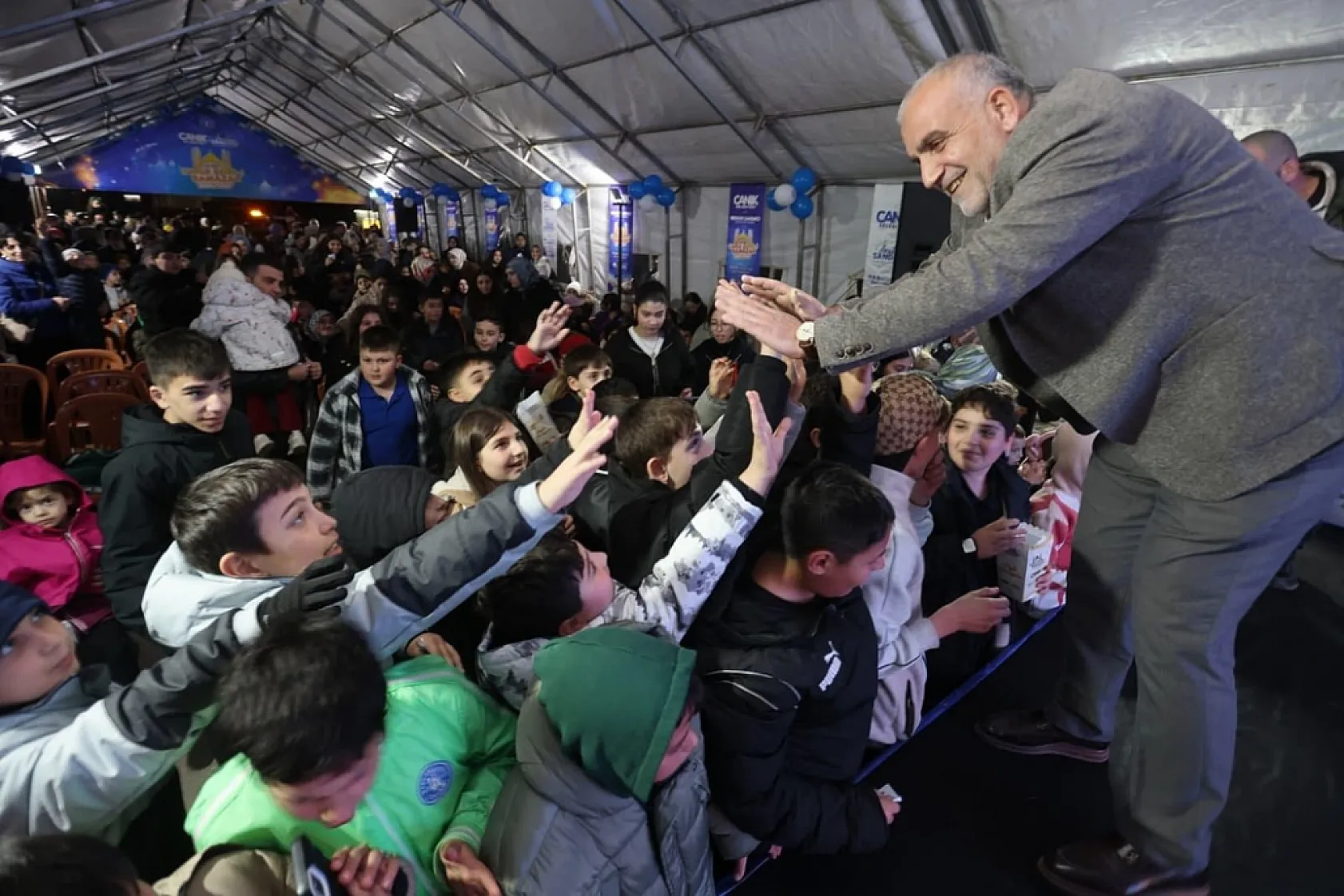 Canik'te Mahalleler Şenlendi, Ramazan Sevinci Paylaşıldı
