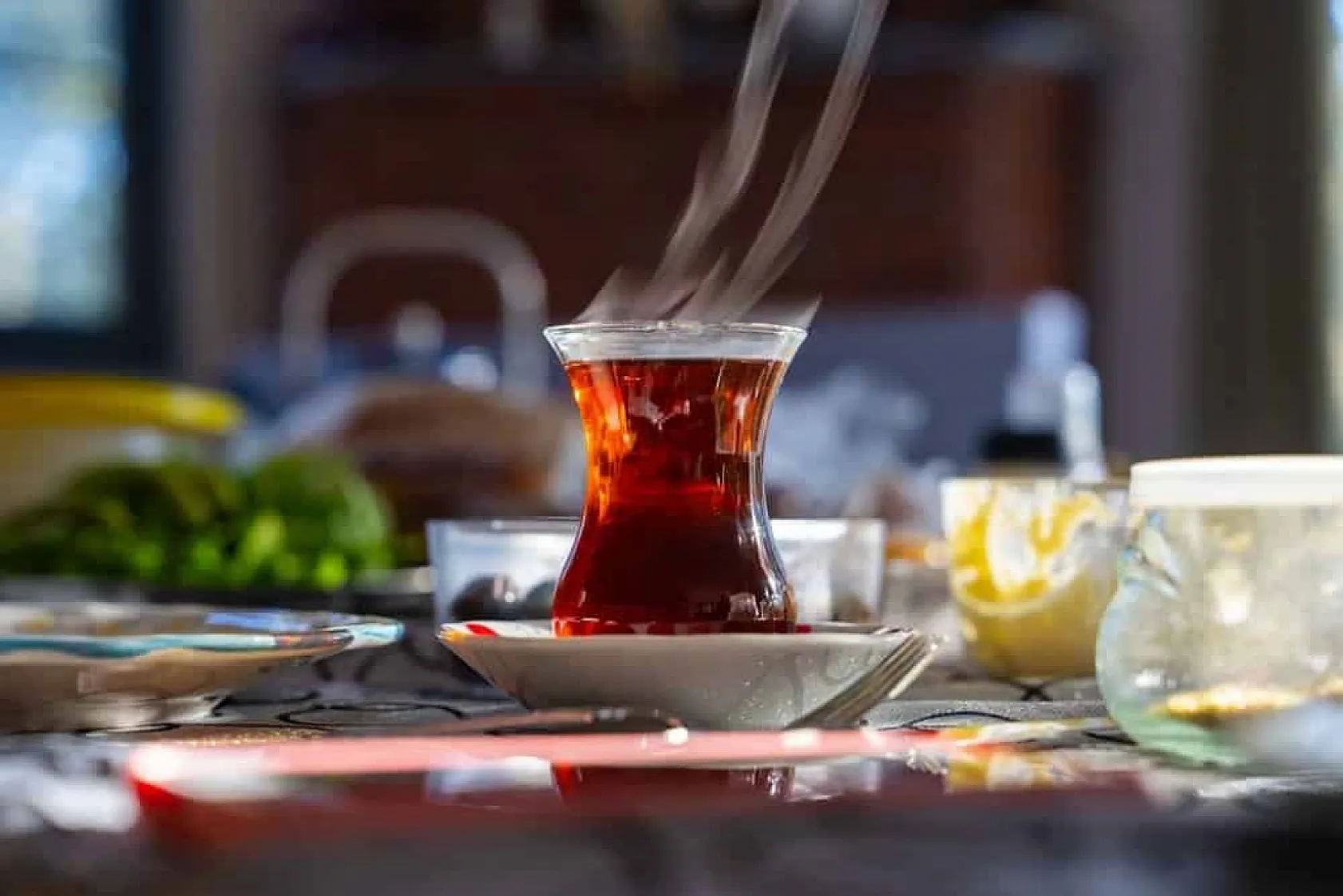 Her gün bardak bardak tüketiyoruz ama bunu bilmiyoruz! İşte Türkiye'nin çay raporu