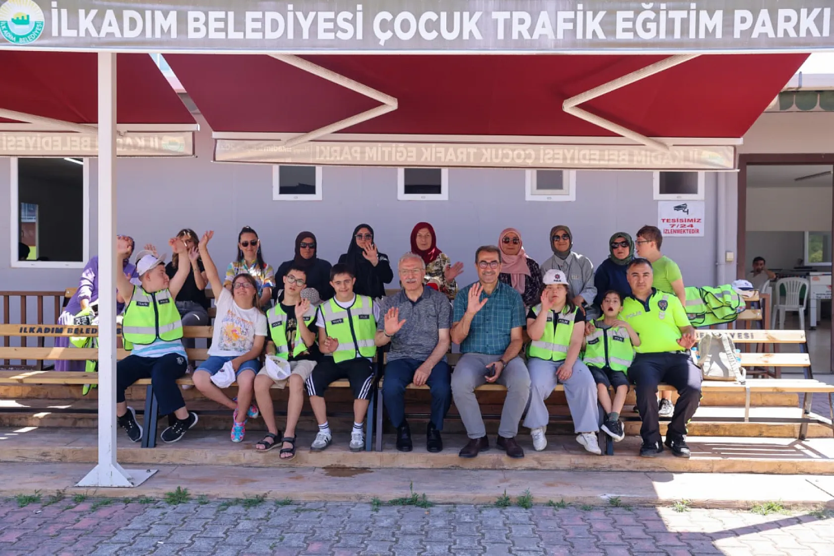 Down Sendromlu Çocuklara Uygulamalı Trafik Eğitimi