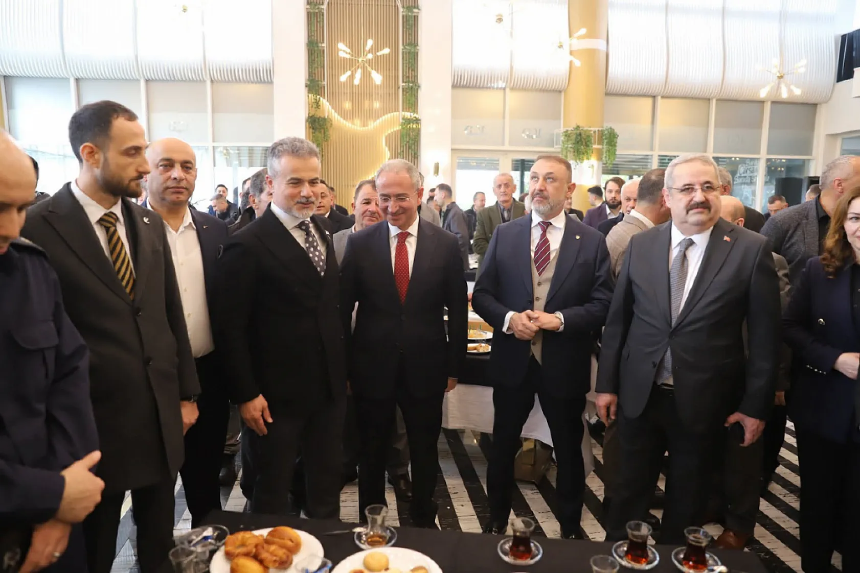 Çarşamba protokolü bayramda bir araya geldi