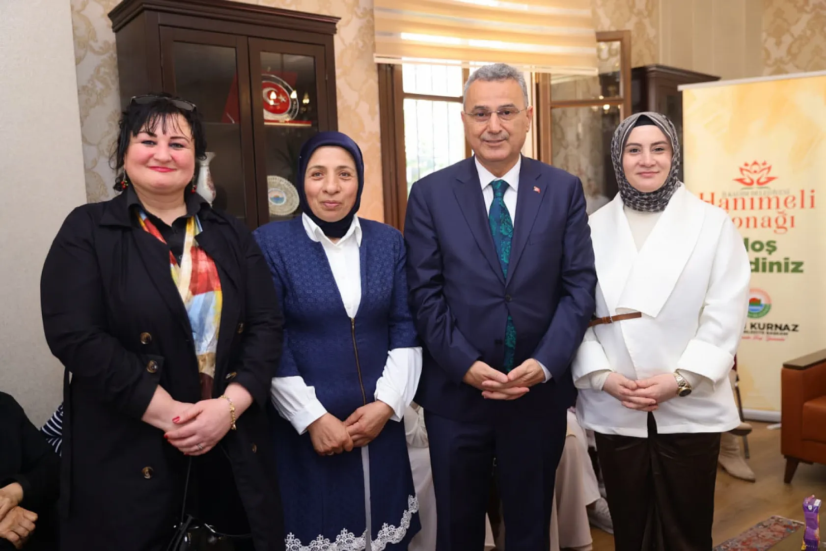 İlkadım'da bayram coşkusu yeni tesiste! Başkan Kurnaz Hanımeli Konağı'nda vatandaşla buluştu...