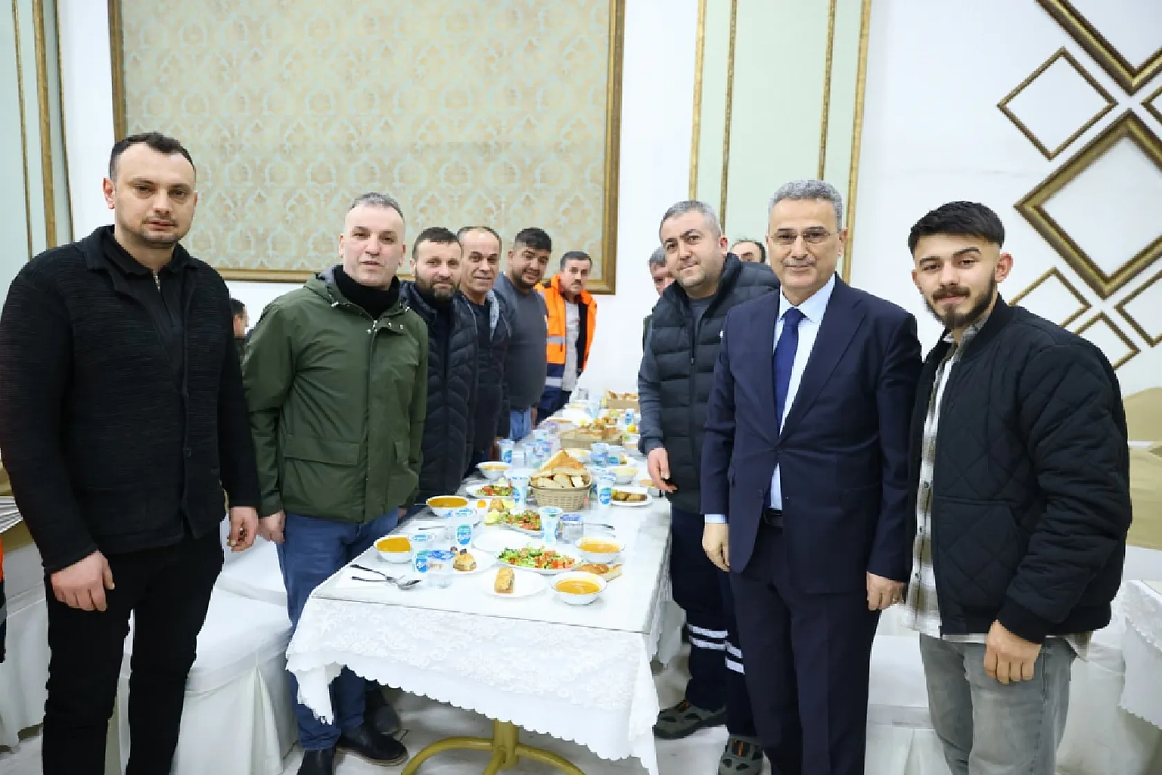 Başkan Kurnaz: 'Aynı hedefe gönül veren çok büyük bir aileyiz'