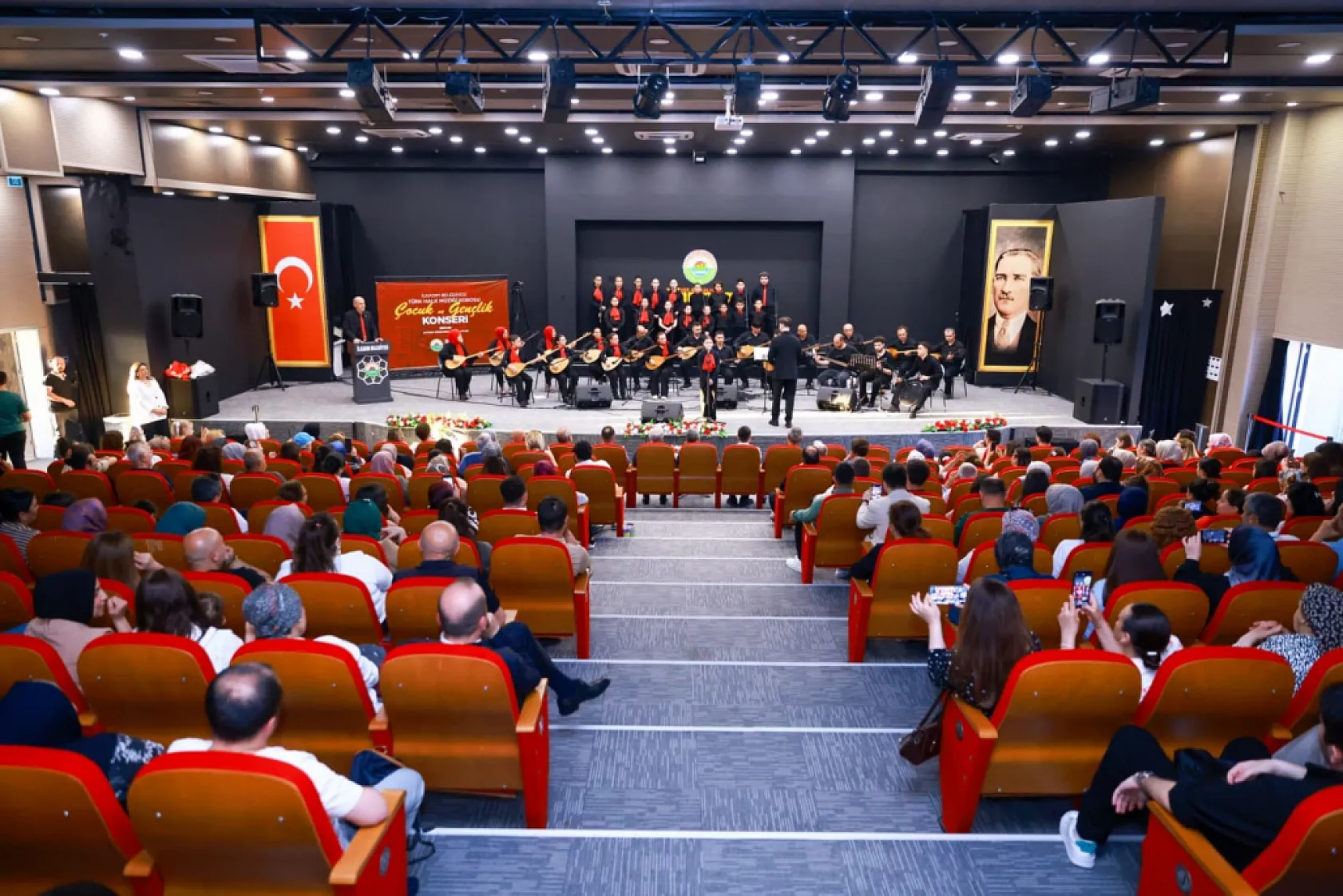 İlkadım'da Gelenekten Geleceğe Uzanan Türkü Yolculuğu