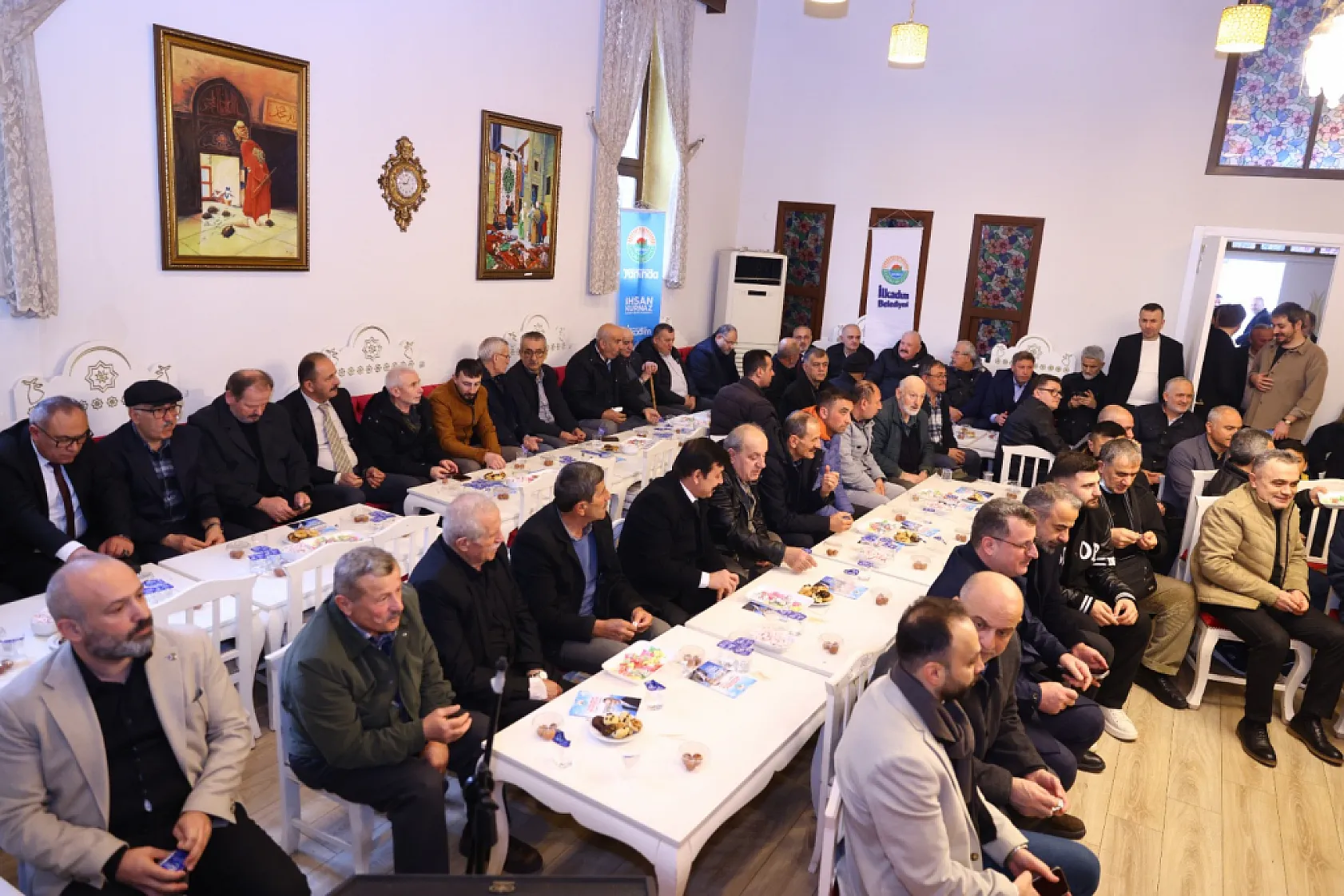 Başkan Kurnaz Hemşehrileriyle Kucaklaştı!