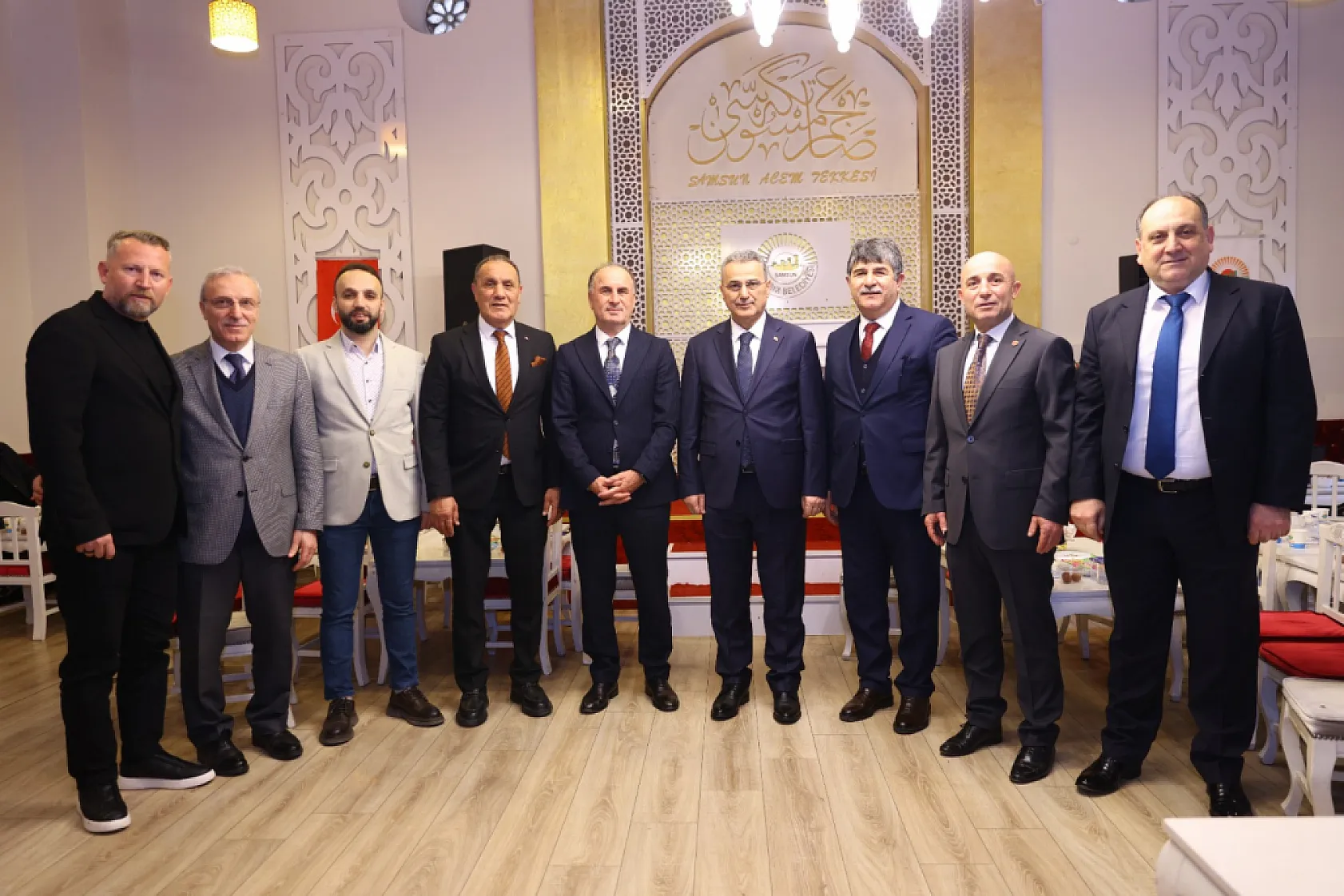 Başkan Kurnaz Hemşehrileriyle Kucaklaştı!
