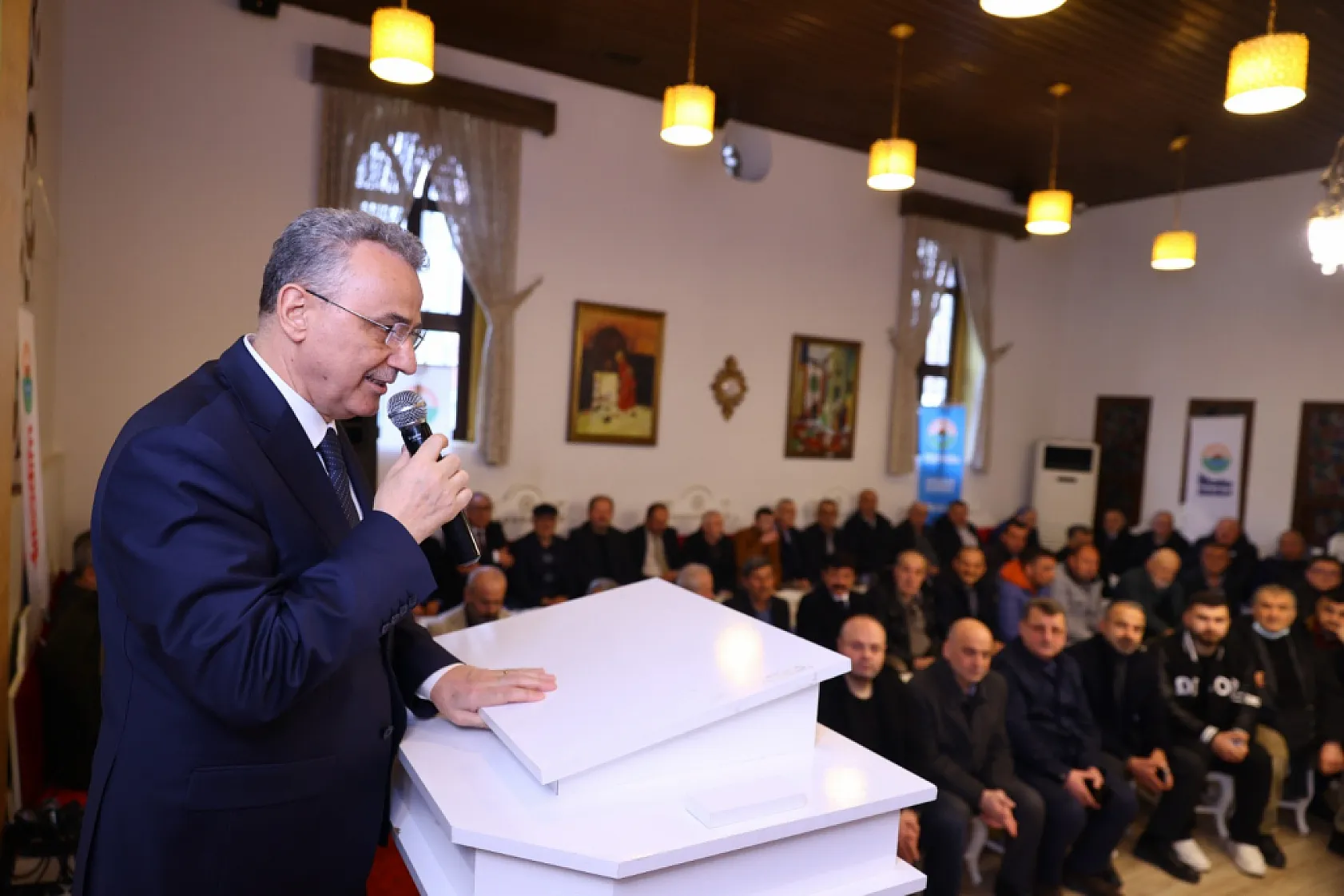 Başkan Kurnaz Hemşehrileriyle Kucaklaştı!