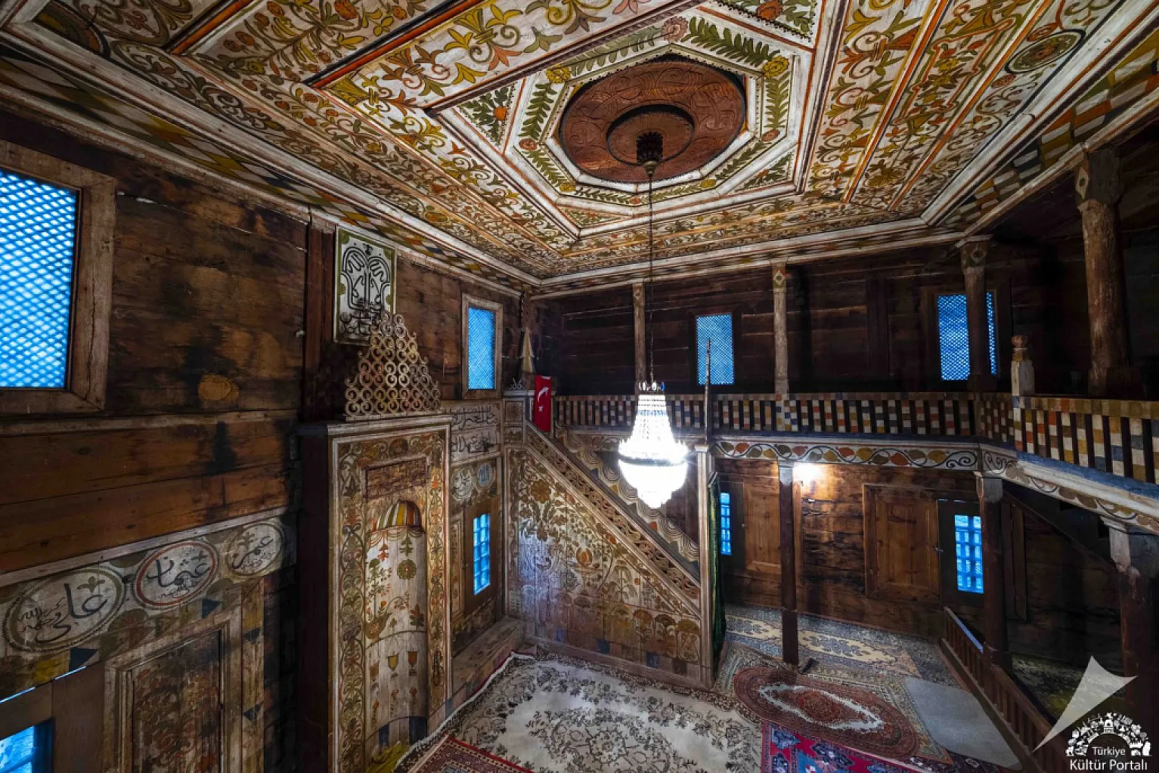 Tek bir çivi bile yok: 400 yıllık 'Lego' caminin gizemi!