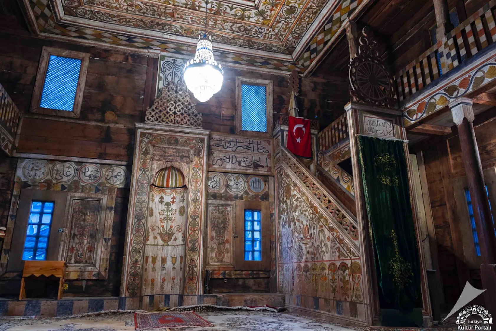 Tek bir çivi bile yok: 400 yıllık 'Lego' caminin gizemi!