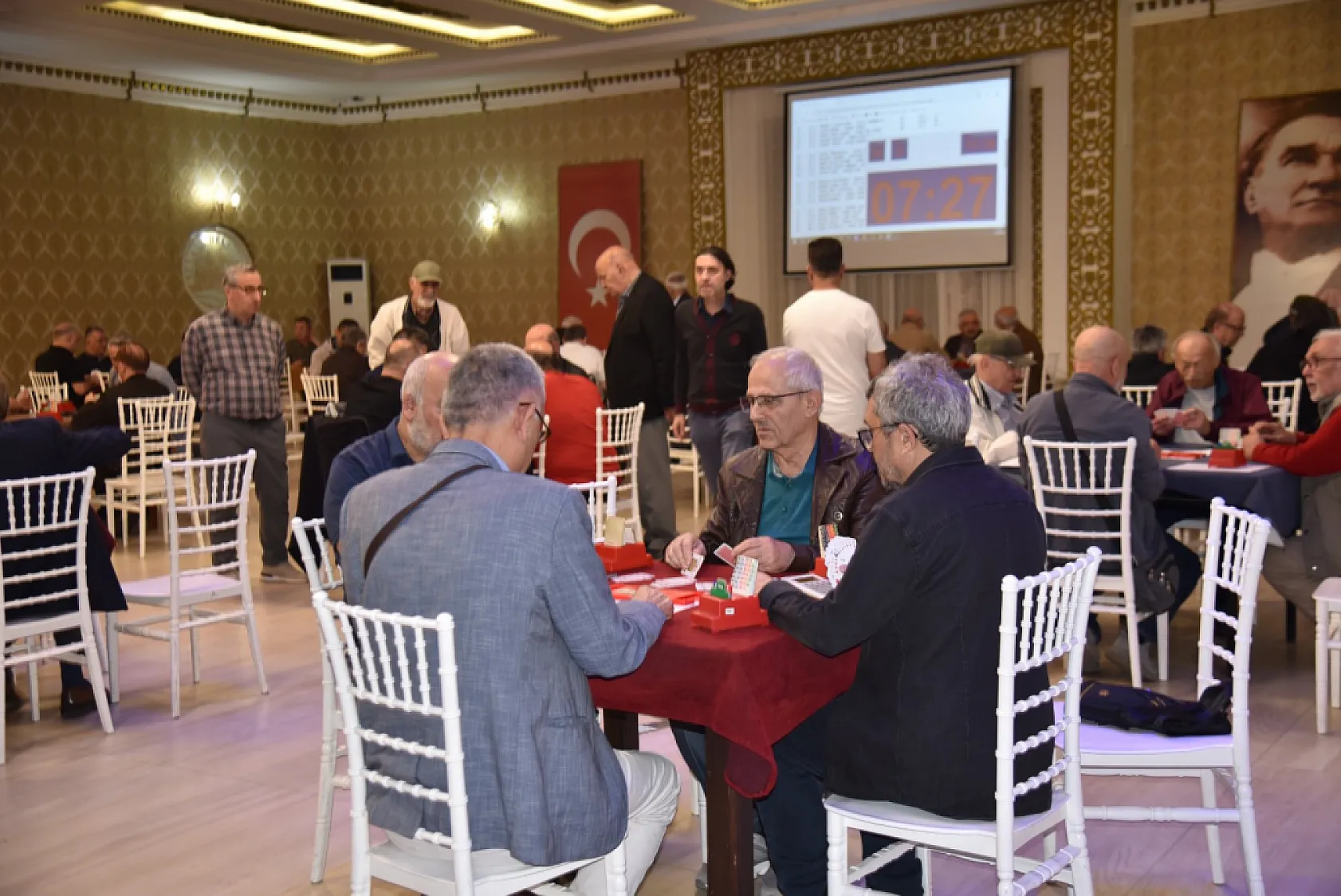 Atakum'da İlk Briç Turnuvasına Yoğun Katılım
