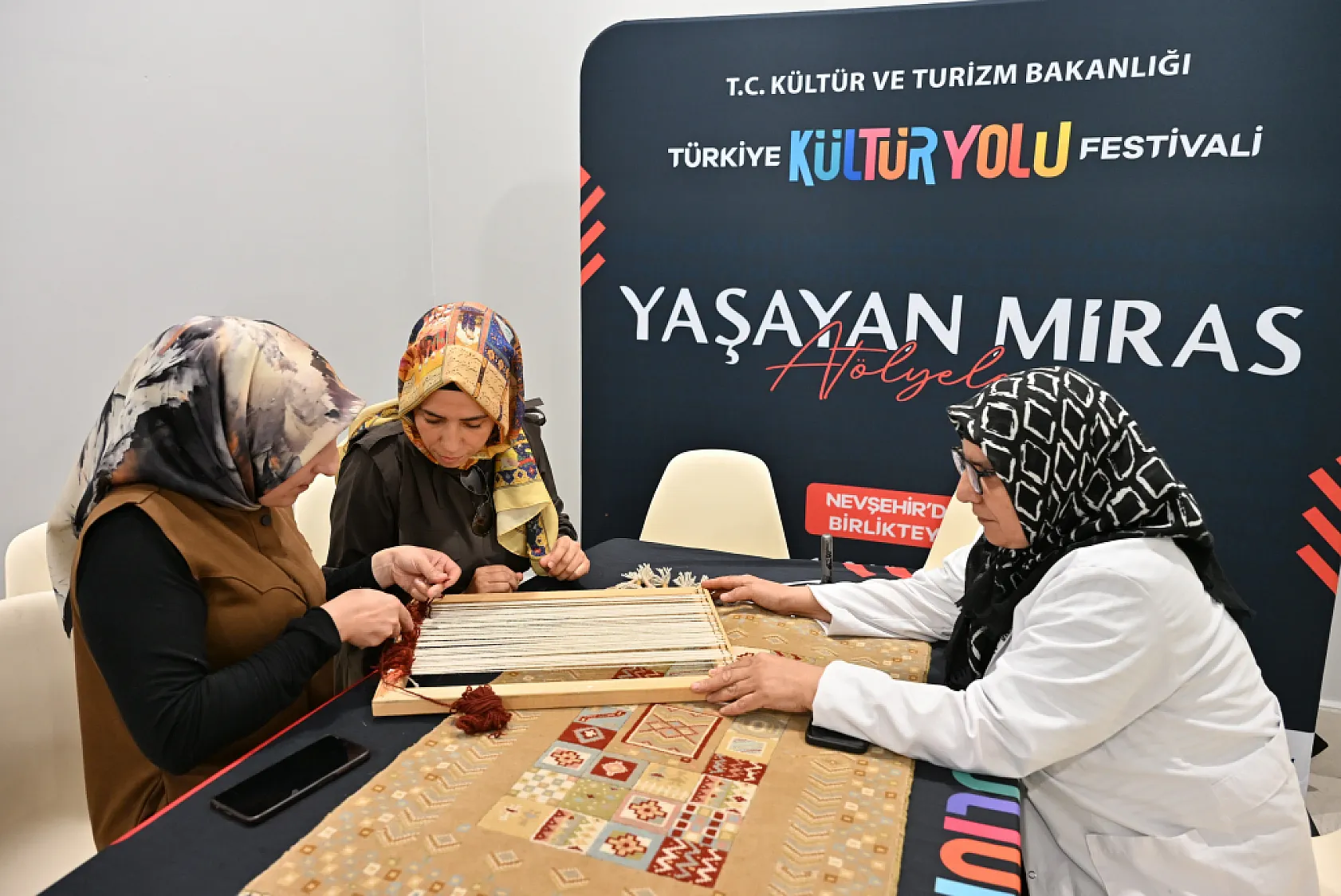 Erzurum'da kültür sanat şöleni sürüyor