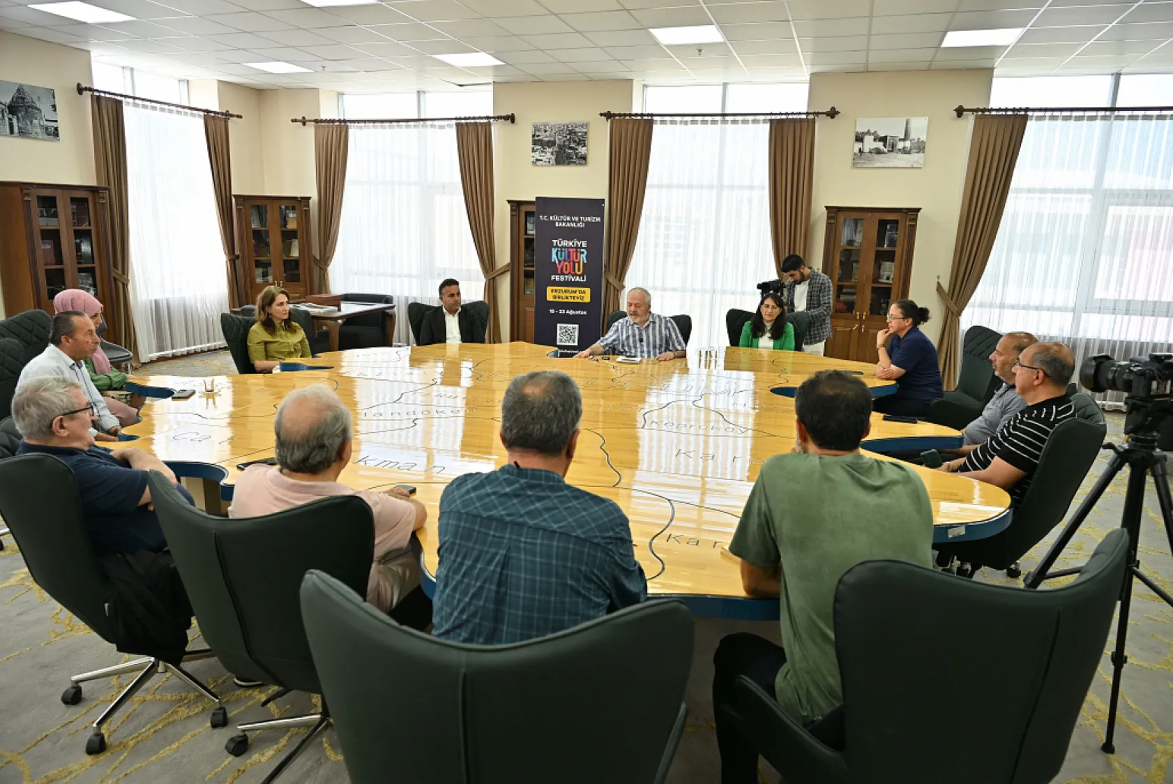 Erzurum'da kültür sanat şöleni sürüyor