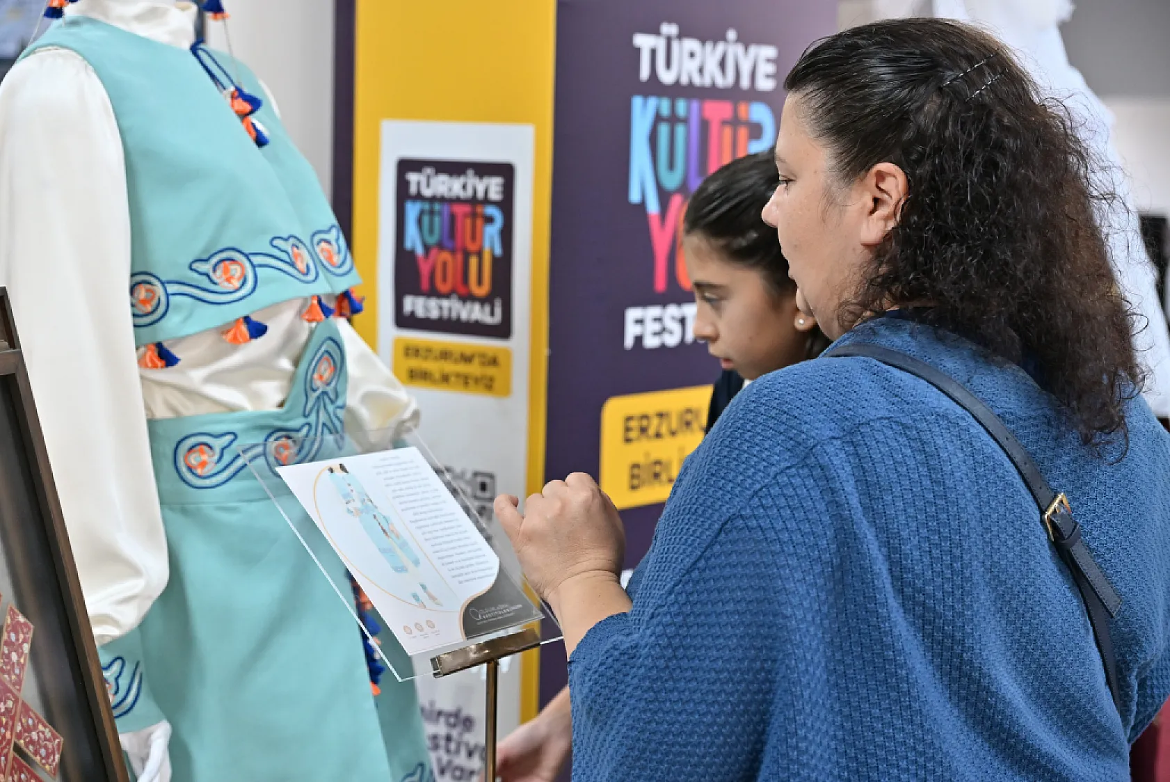 Erzurum'da kültür sanat şöleni sürüyor