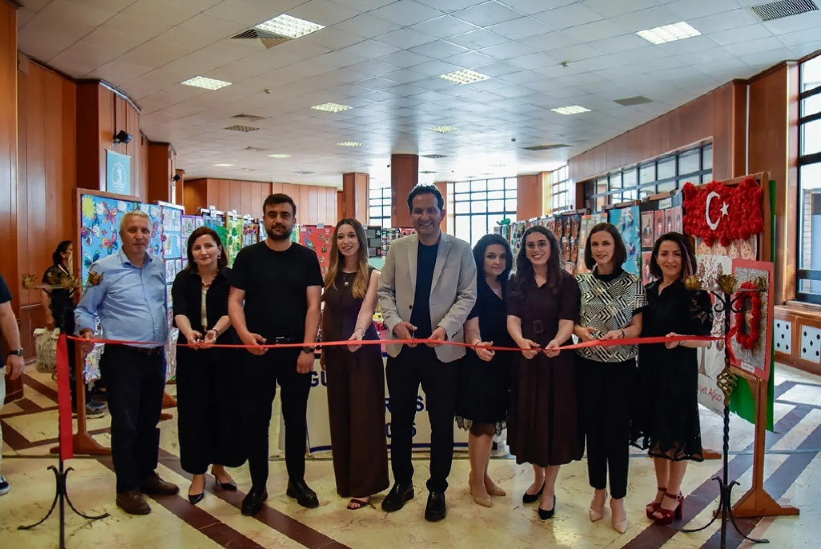 OMÜ'nün minik öğrencileri ilkokul yolculuğuna uğurlandı