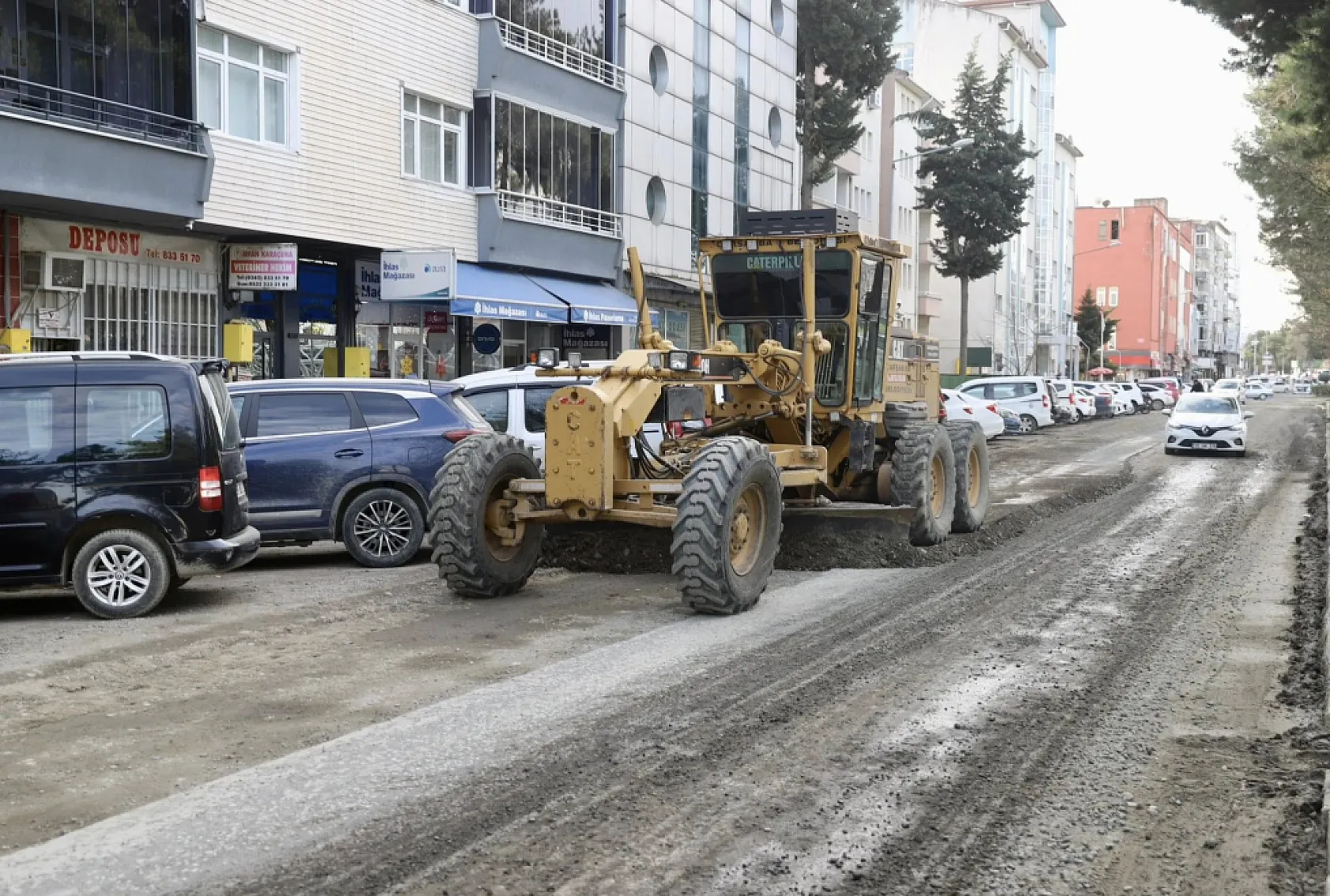 Çarşamba Belediyesi'nden sahada yoğun mesai