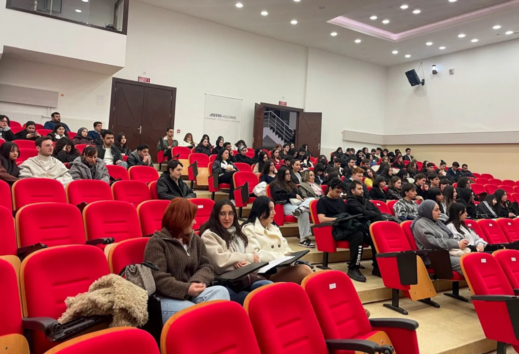 Ondokuz Mayıs Üniversitesi turizm fakültesi'nde yapay zeka konferansı