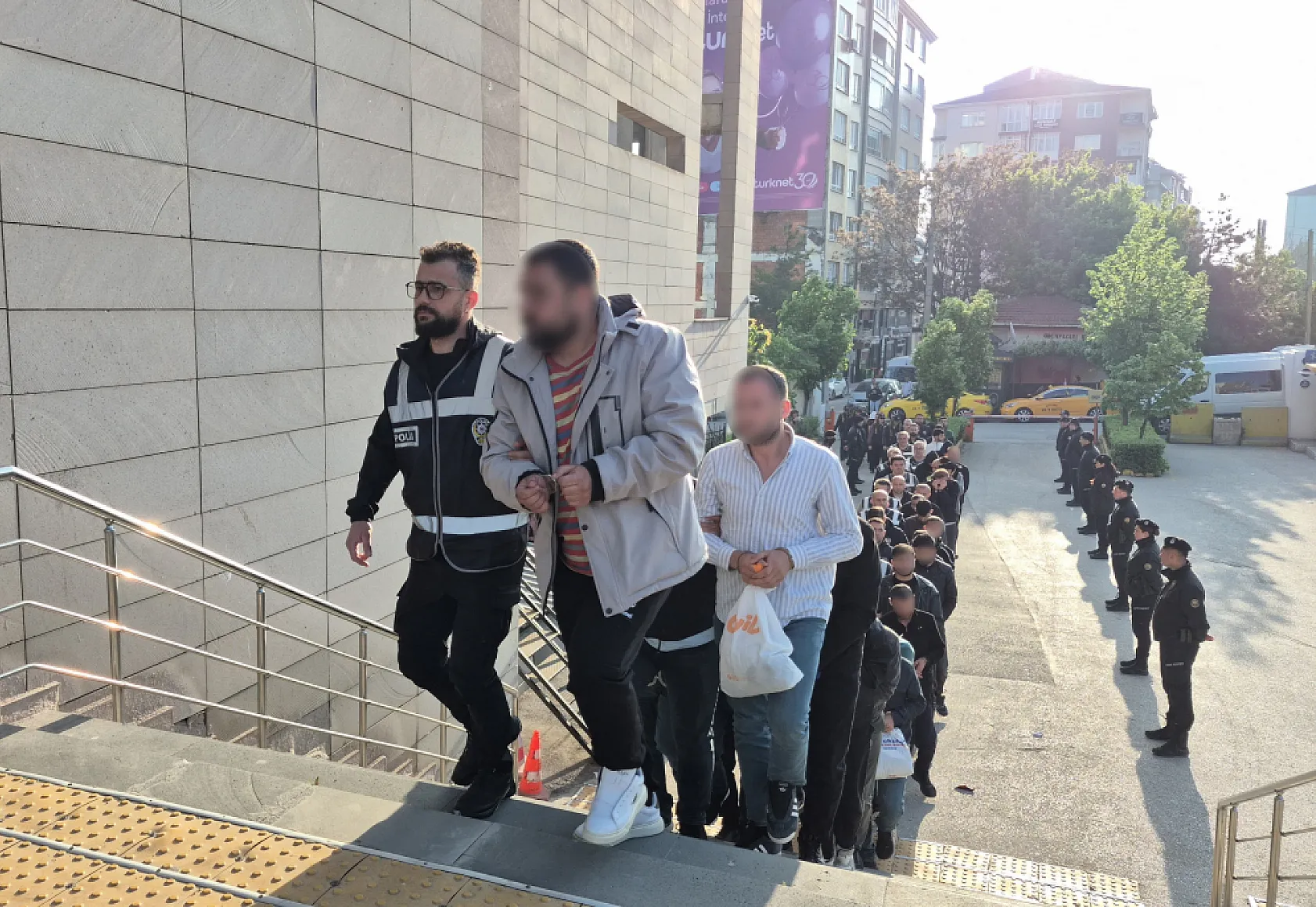 Samsun dahil 33 ilde 'Şafak Operasyonu': Paravan şirketler üzerinden milyarlar akıtmışlar!