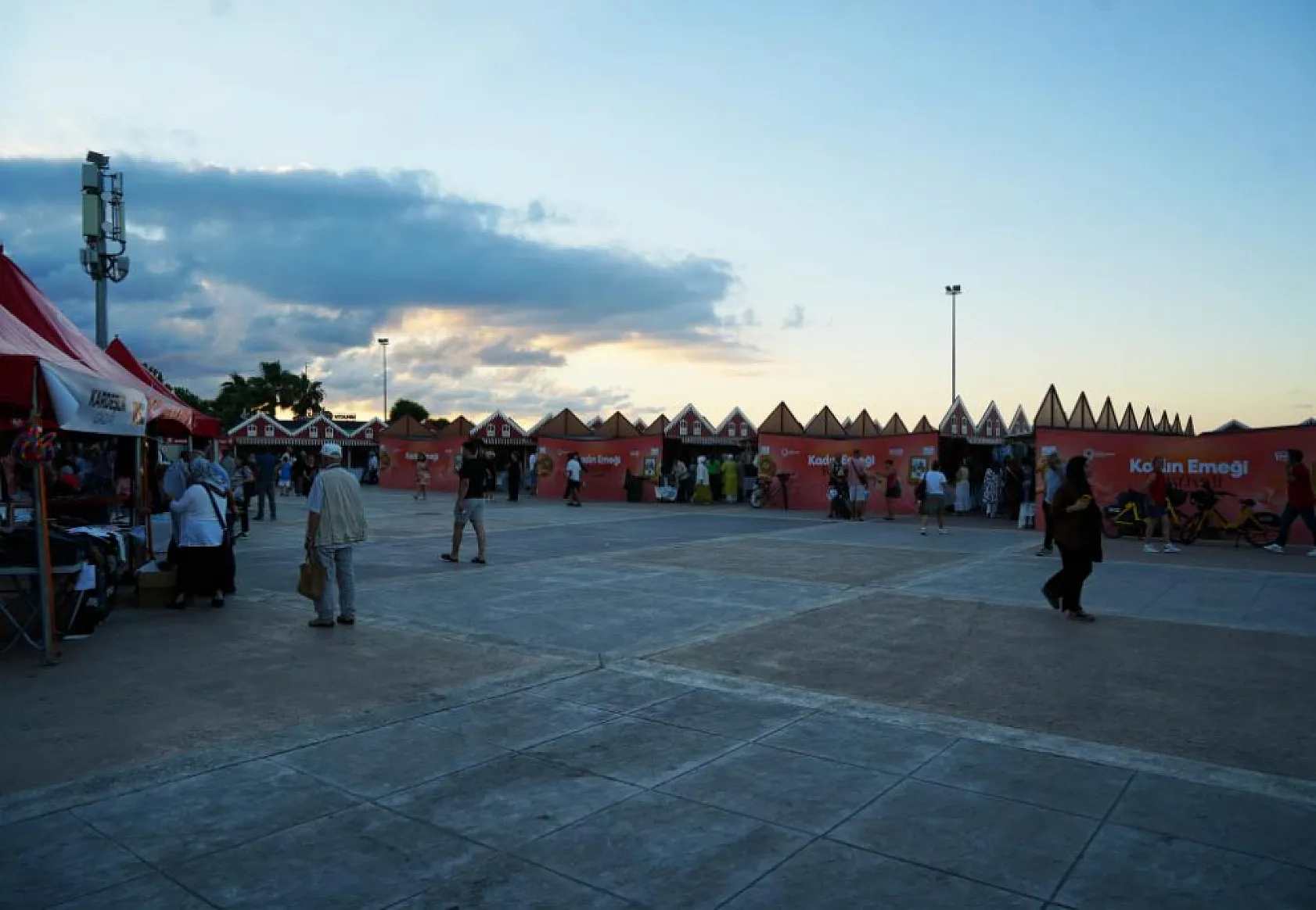 Samsun'da kadınların el emeği festivalde görücüye çıkıyor