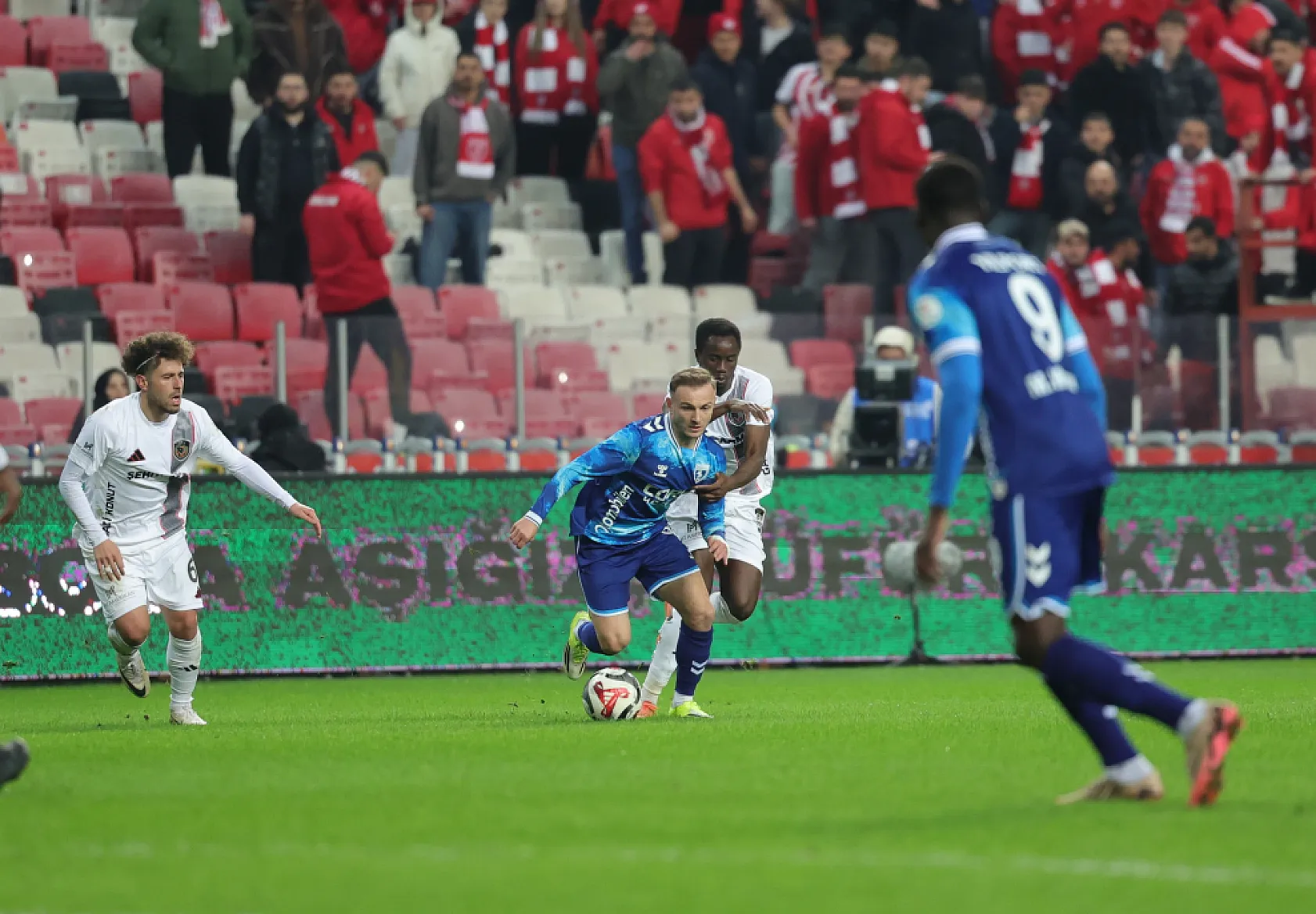 Samsunspor-Gaziantep FK Maçından Kareler