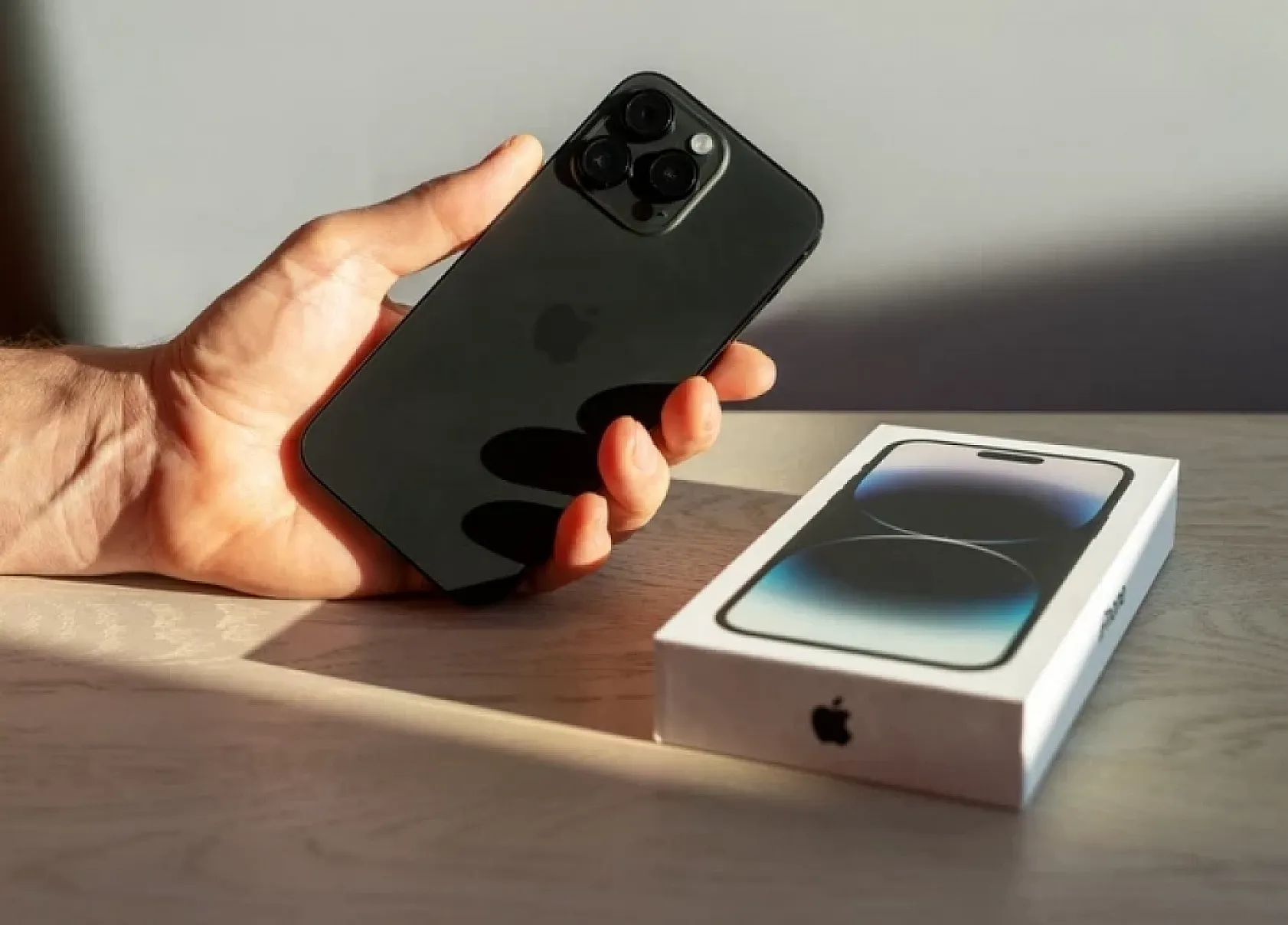 iOS 26 Duyuruldu: Çıkış Tarihi, Yenilikler ve Uyumlu iPhone Modelleri