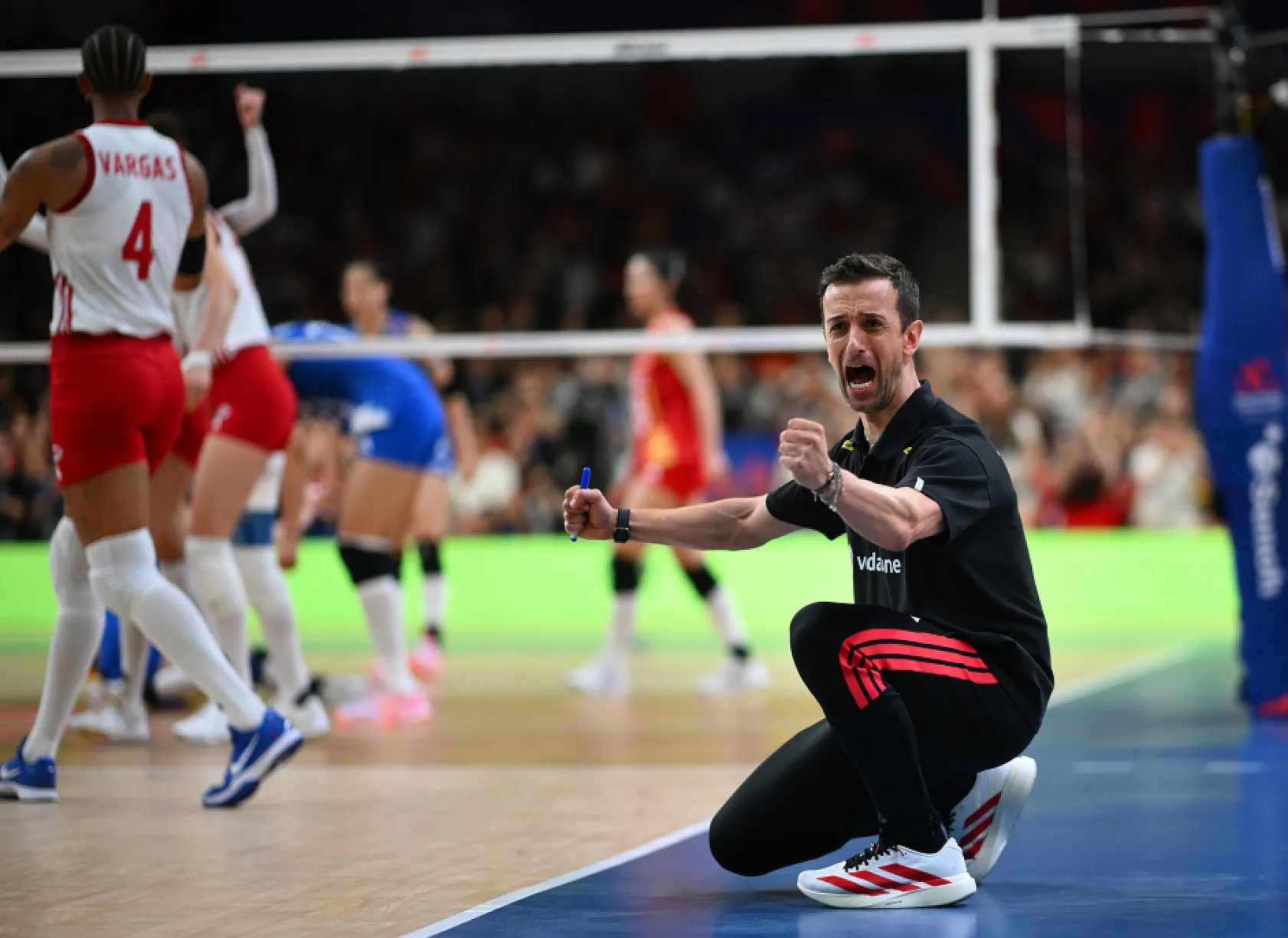 A Milli Kadın Voleybol Takımı, VNL'nin ikinci haftasında 4'te 4 yaptı