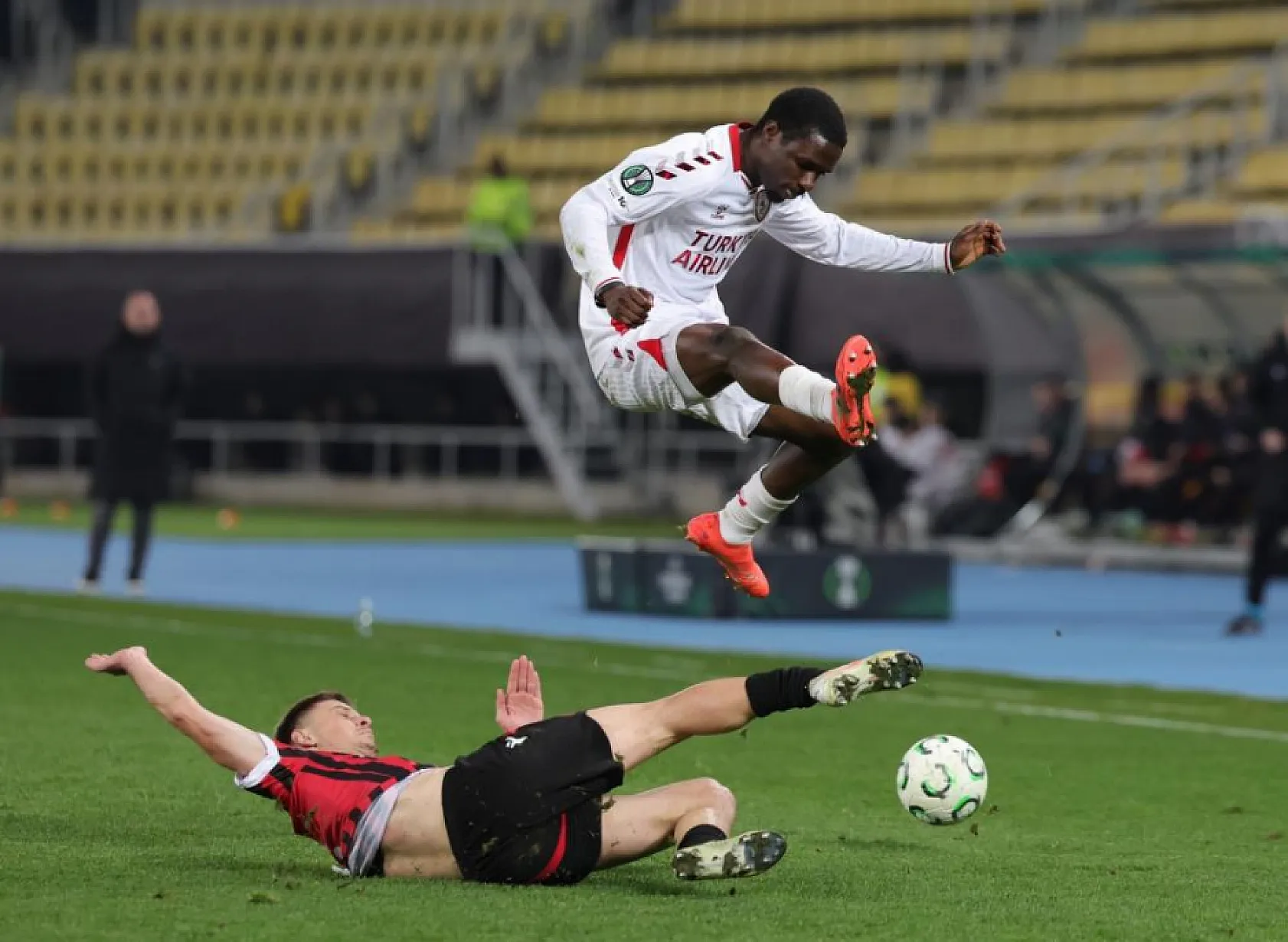 Samsunspor Üsküp'te kazandı: KF Shkendija: 0 - Samsunspor: 1