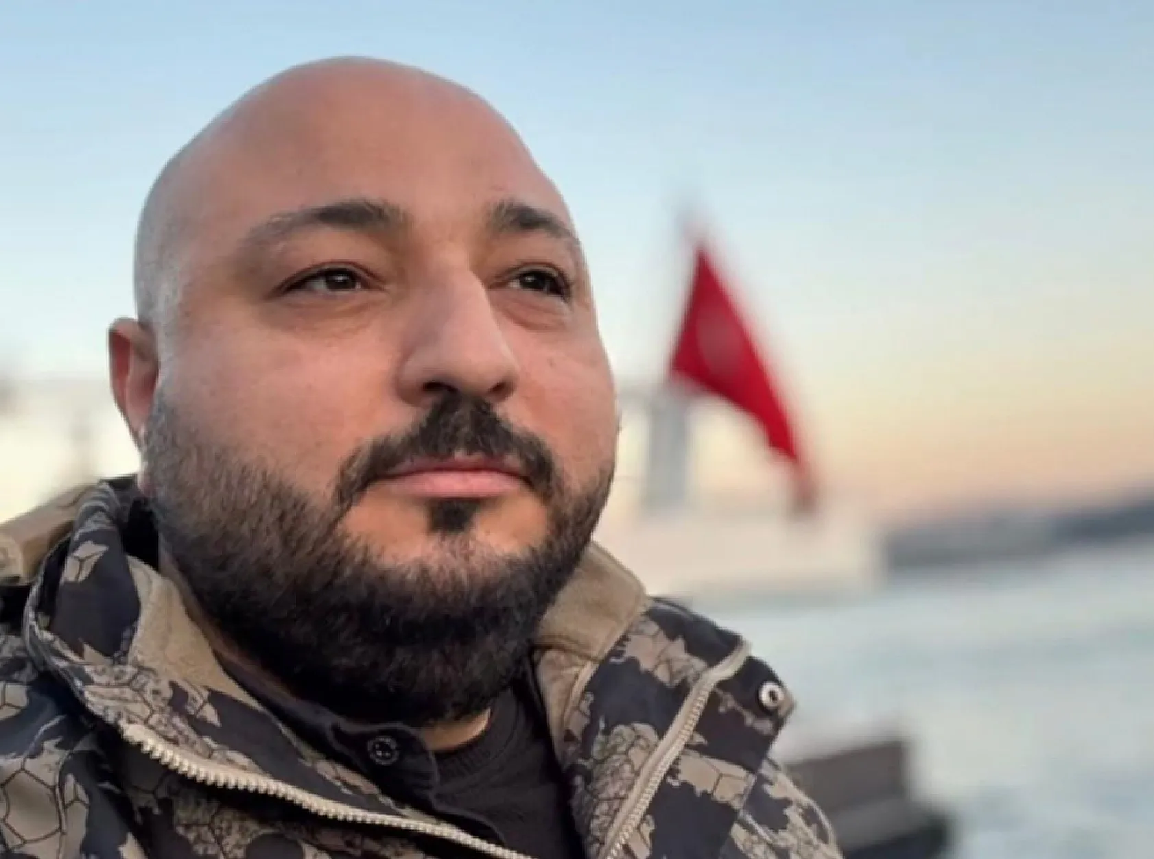 Dilan ve Engin Polat'ın Tatilinde Silahlı Saldırı: Koruma Hayatını Kaybetti