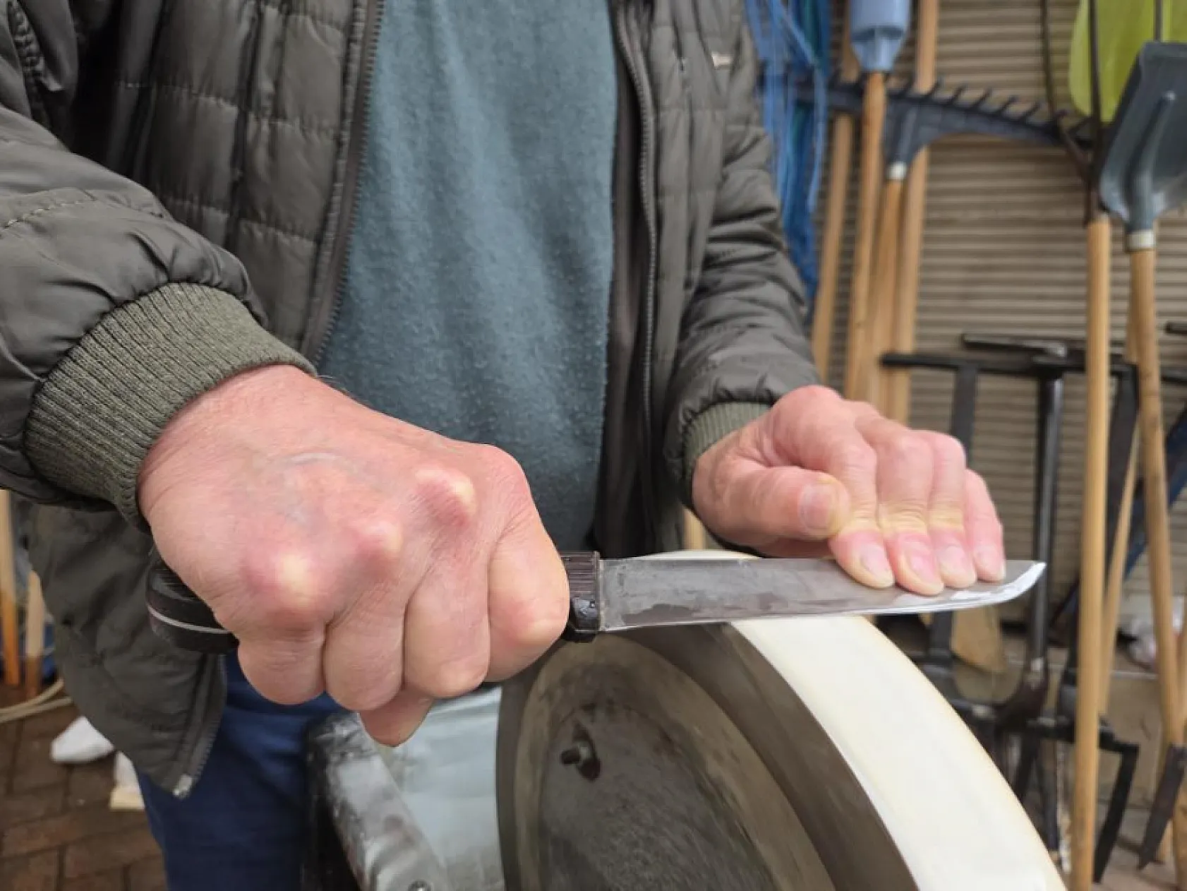 Kurban'da vatandaşın tercihi yeni bıçak yerine eski bıçakları biletmek