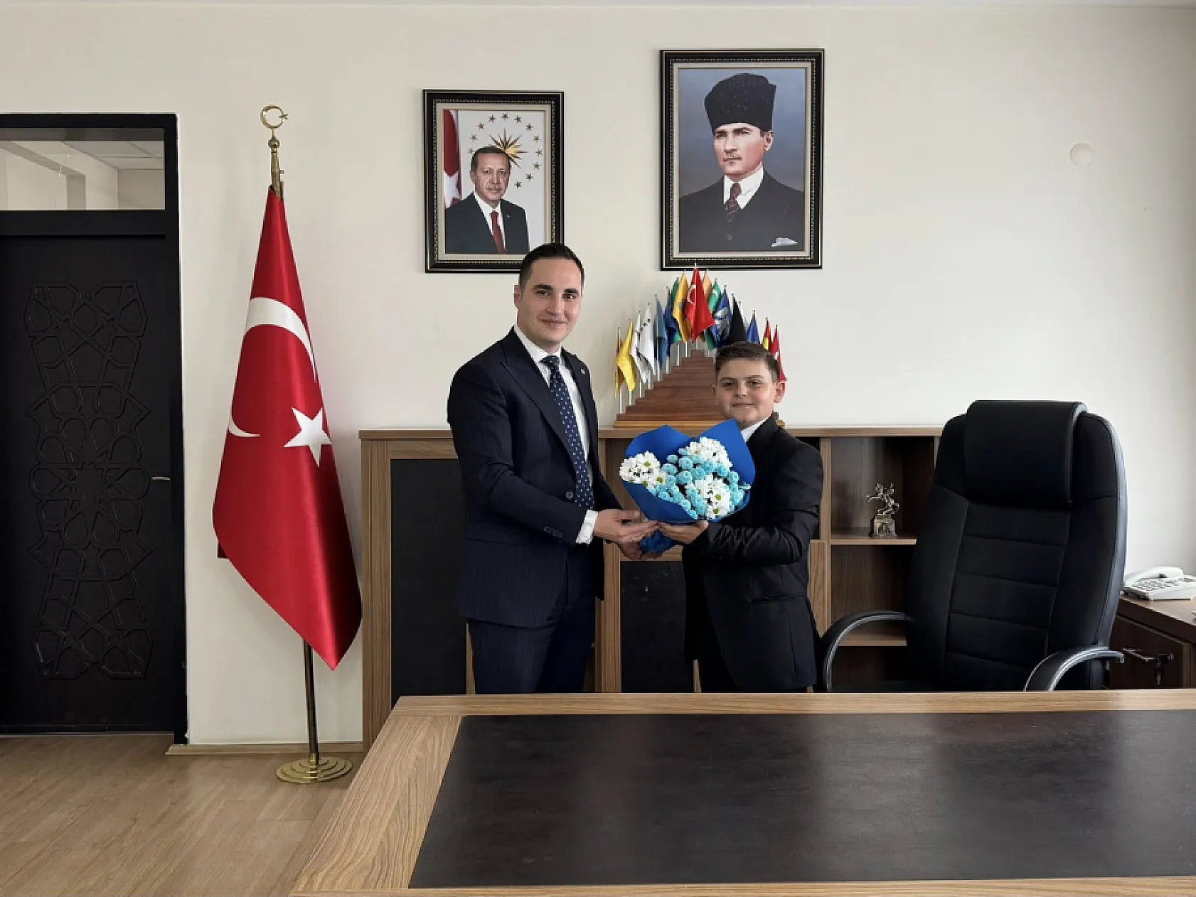 Salıpazarı ve Ayvacık'ta koltuklar miniklere teslim