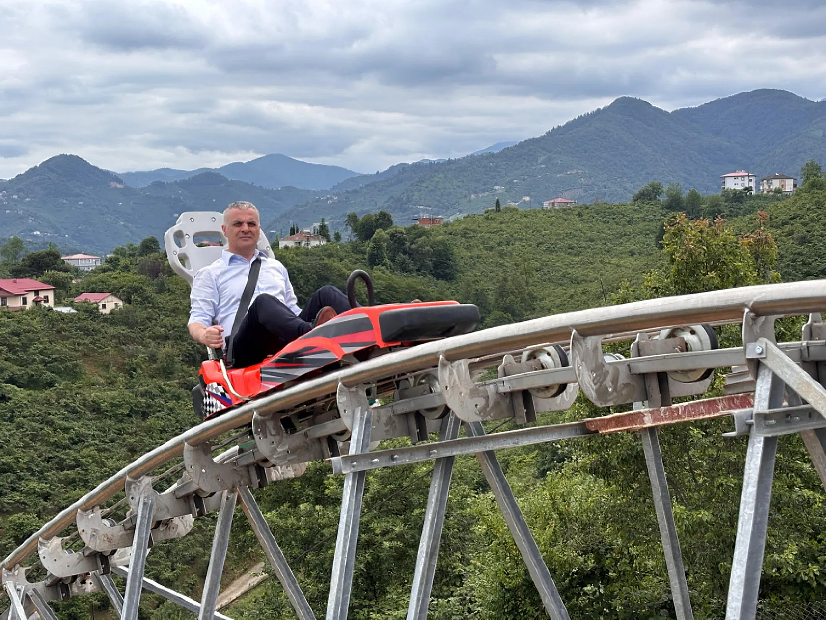 Karadeniz'de bir ilk: En uzun dağ kızağı ziyaretçilerini bekliyor