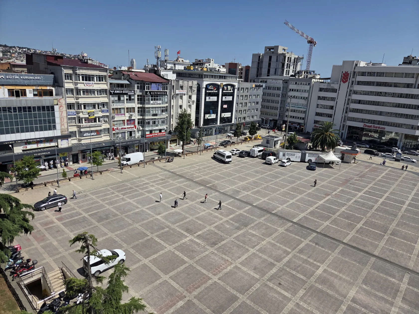 Cumhuriyet Meydanı'nda hatalı parka ceza