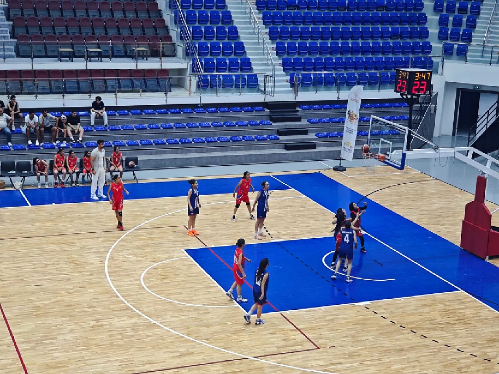 Anadolu Yıldızlar Ligi Basketbol yarı finalleri Malatya'da başladı