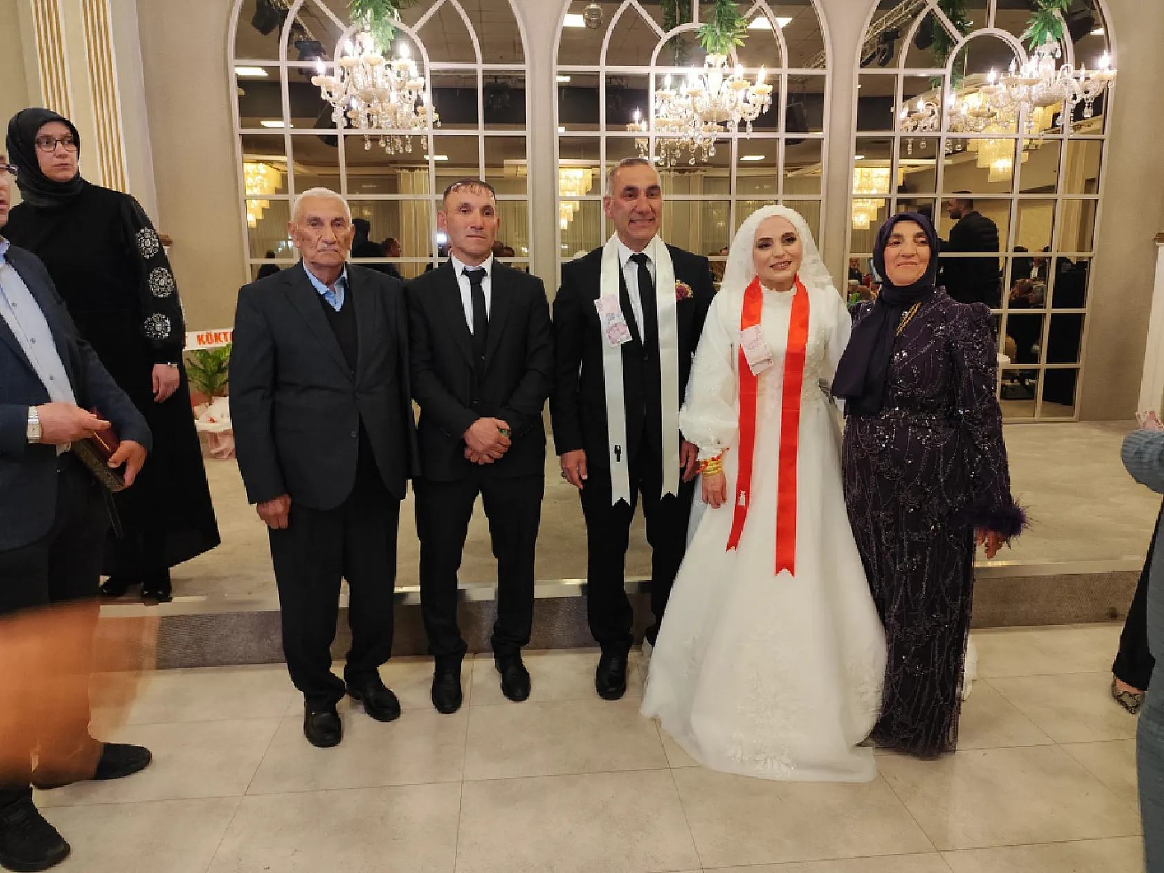Mutlu sonsuzluğa 'evet'! Gazetemiz çalışanı dünya evine girdi