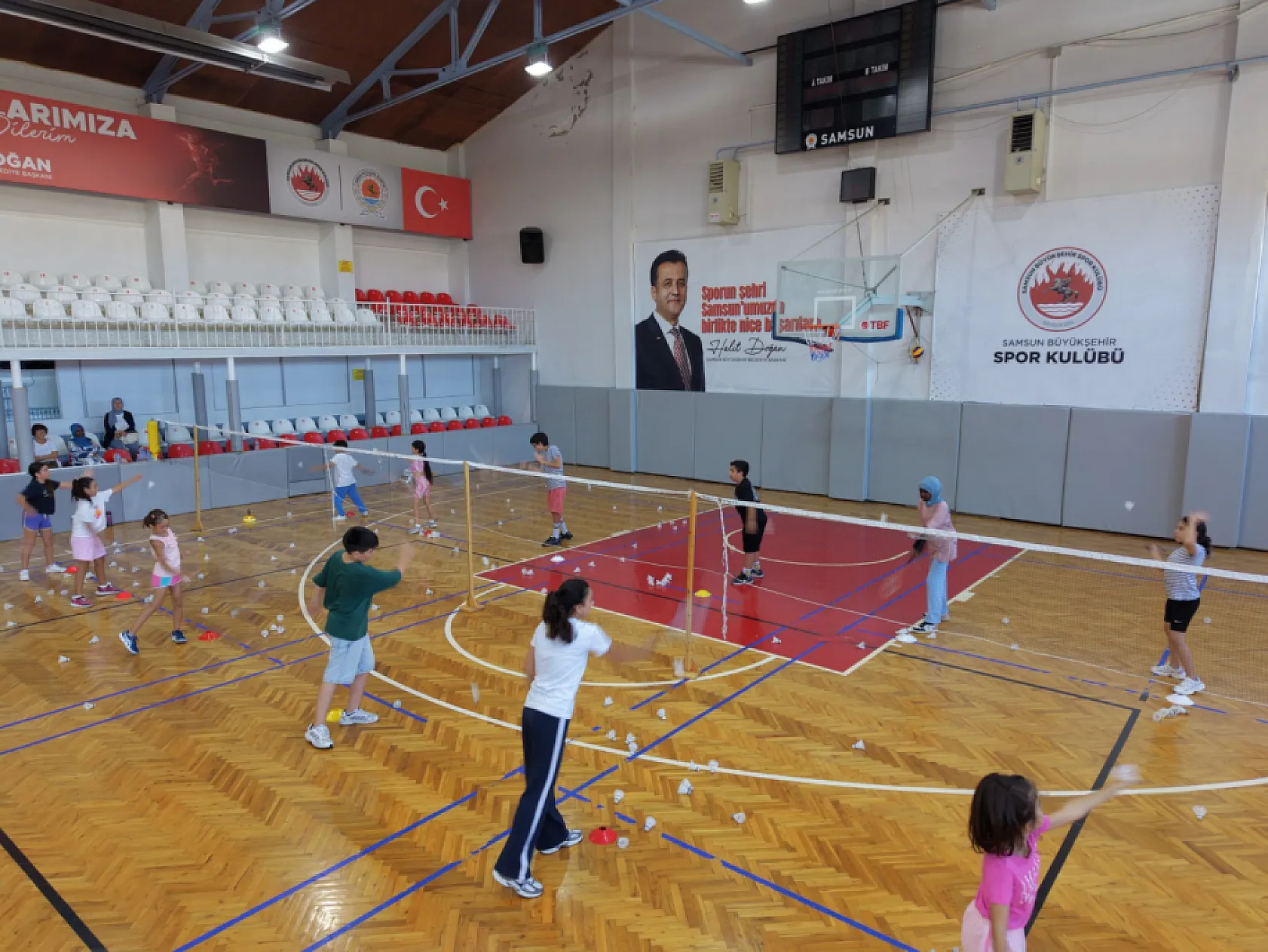Büyükşehir İle Yaz Mevsimi Sporla İç İçe Ve Dolu Dolu Geçiyor