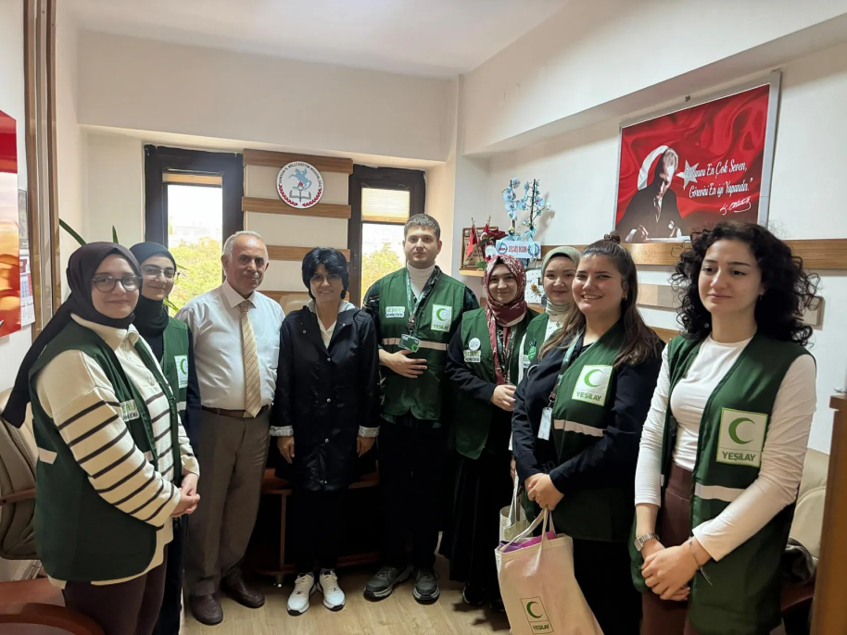 Samsun'da Yeşilay 24 Kasım Öğretmenler Günü ziyareti düzenledi