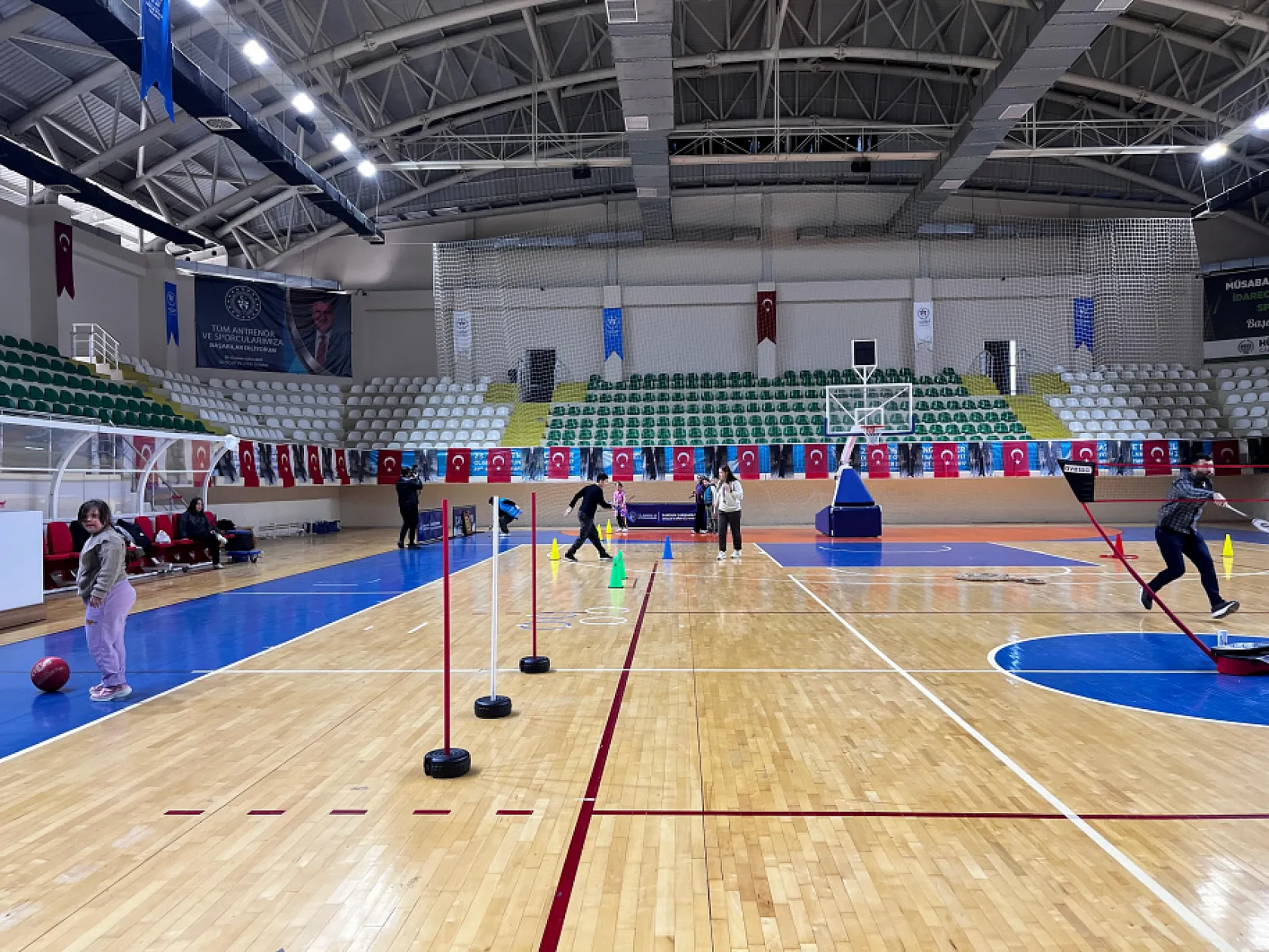 Özel Gereksinimli Öğrenciler Sporla Buluştu
