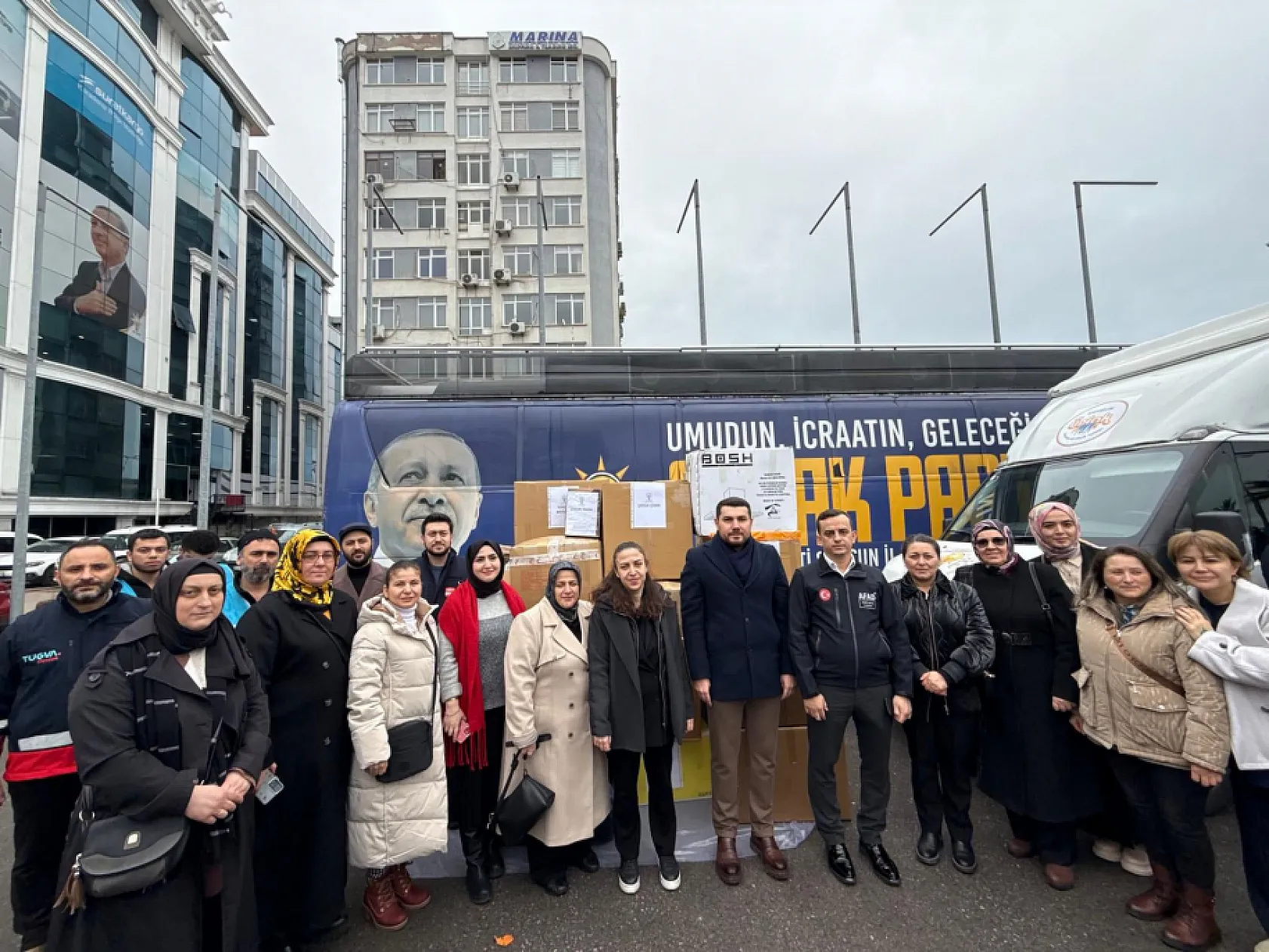Samsun'dan Gazze'ye vicdan köprüsü: Yardım tırları dualarla yola çıktı