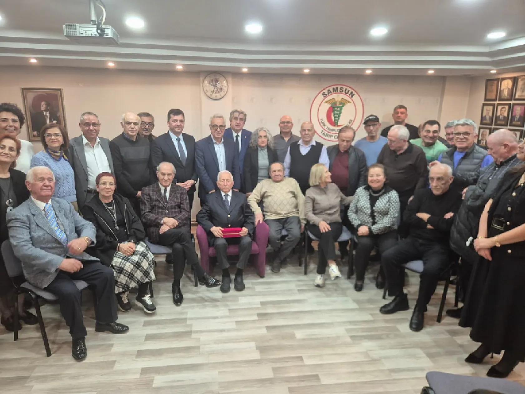 Samsun'da asırlık gelenek yeniden canlandı.. Yeni 'Şeyh-ül etibba' belli oldu