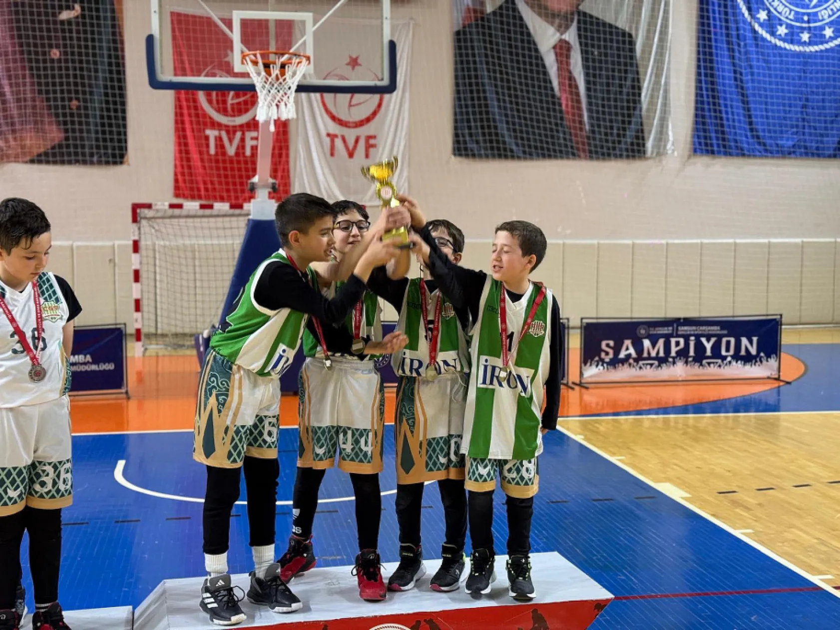 Çarşamba'da 3x3 basketbol turnuvası nefes kesti